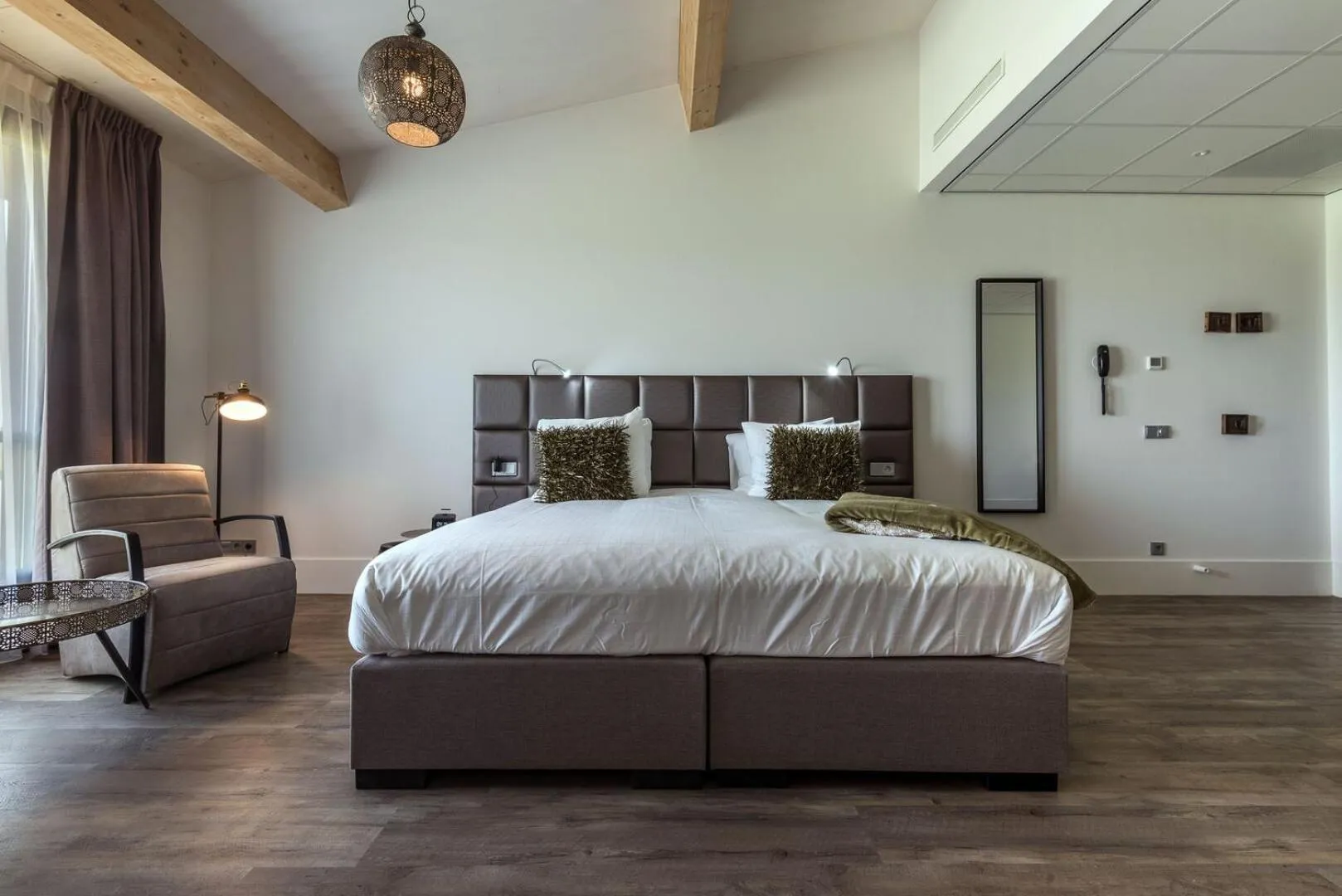 Bed in Fruitpark Hotel & Spa