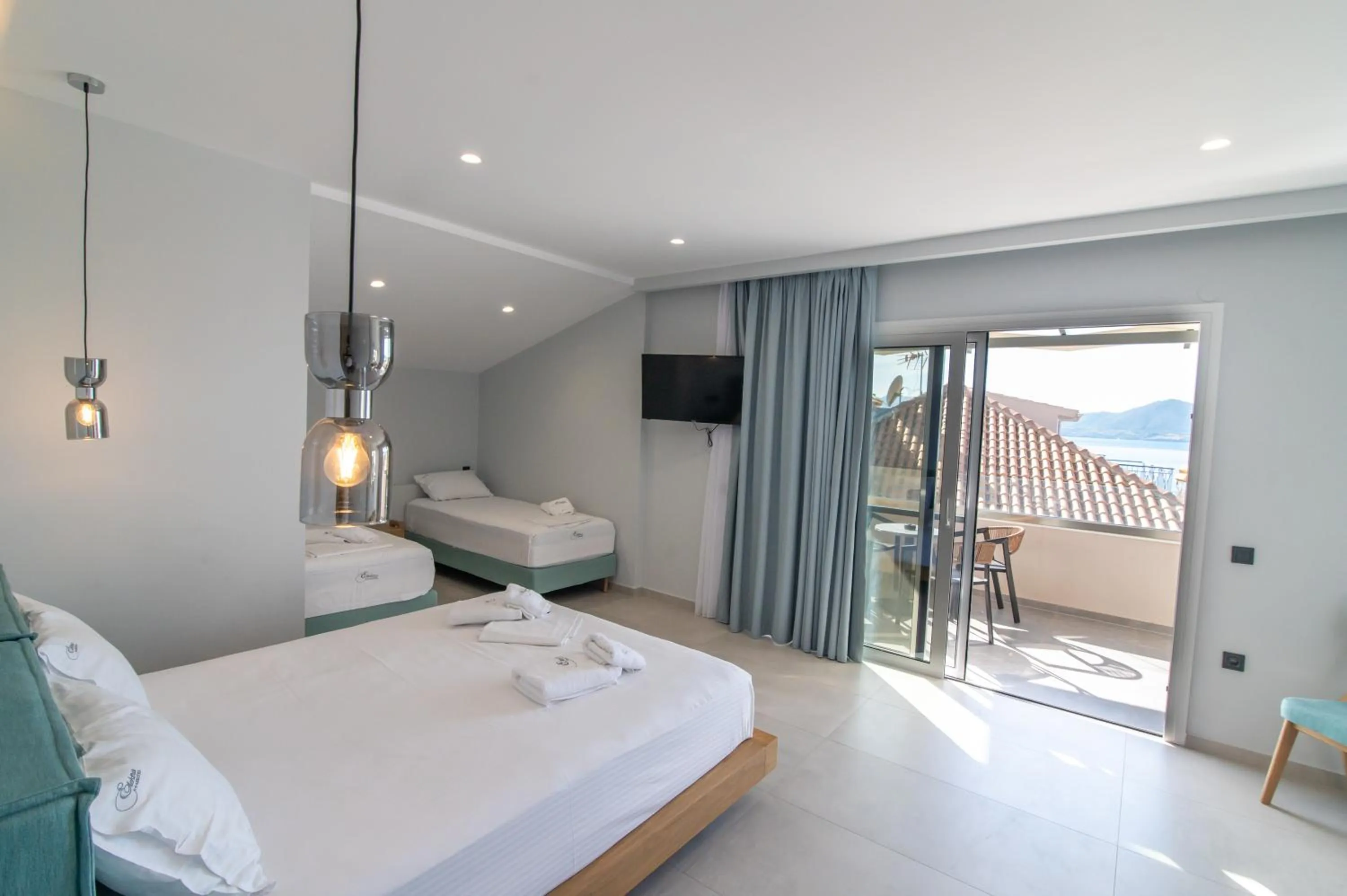 Bed in Elektra Hotel