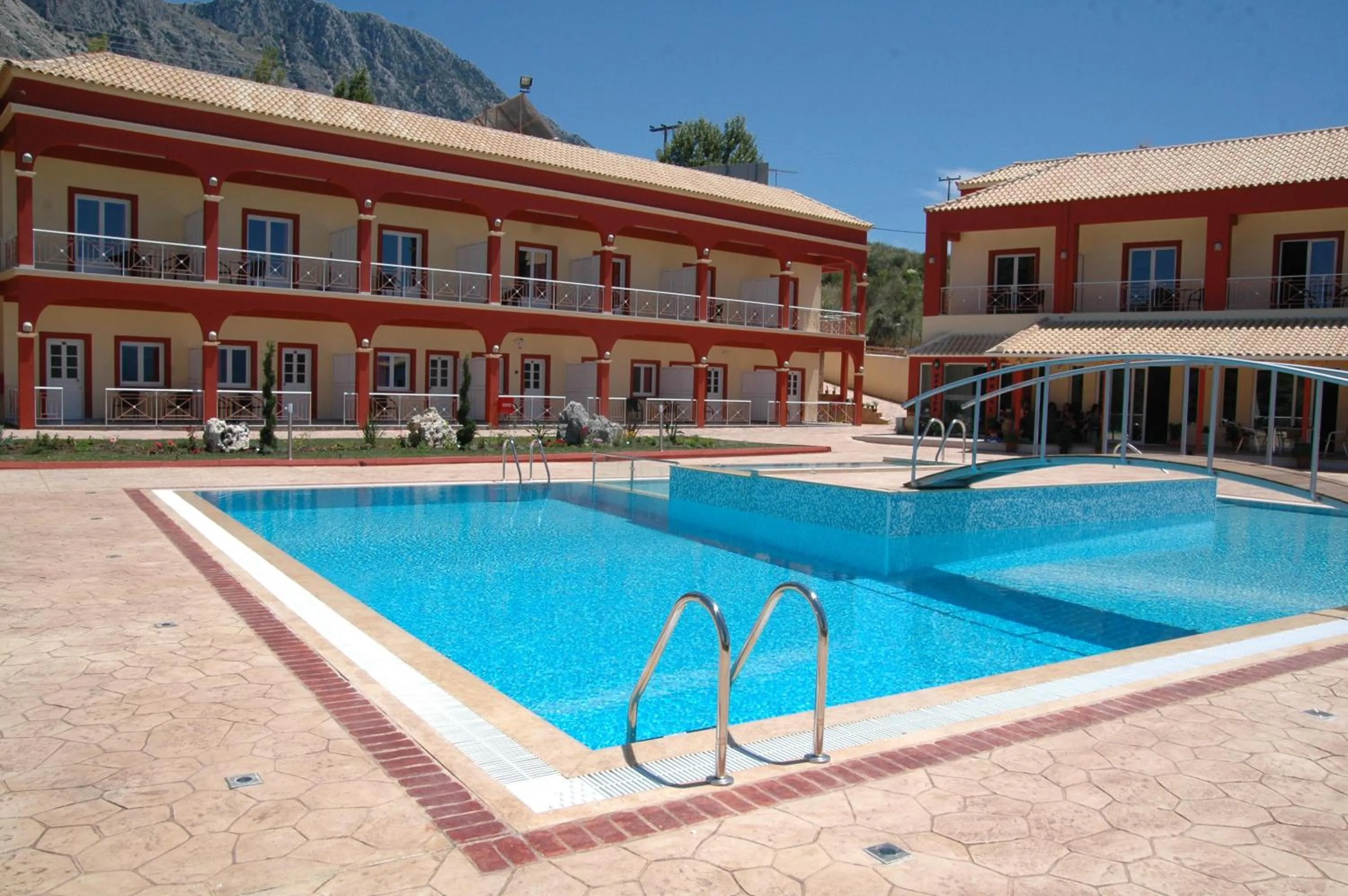 Day in Elektra Hotel