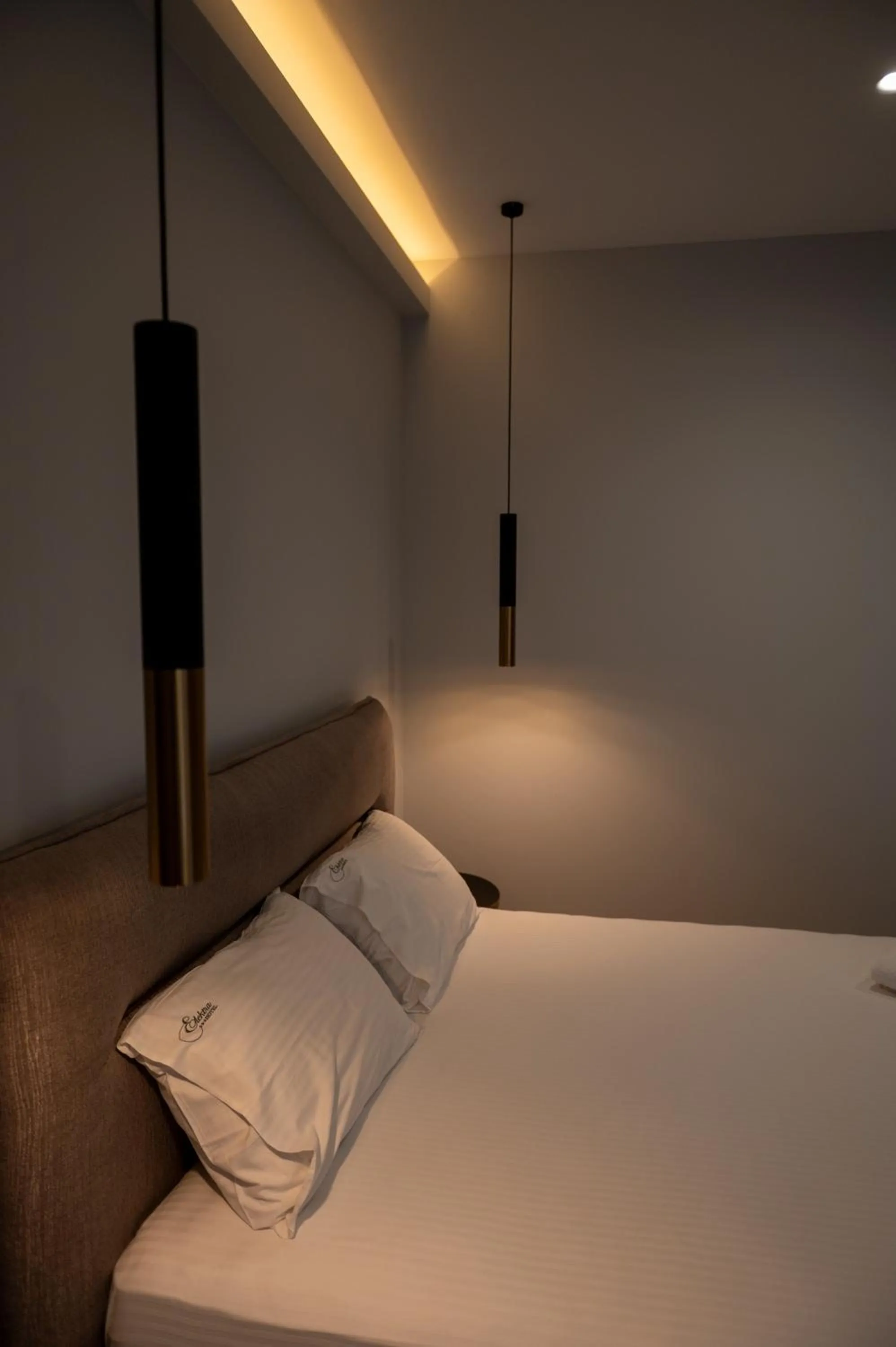 Bed in Elektra Hotel