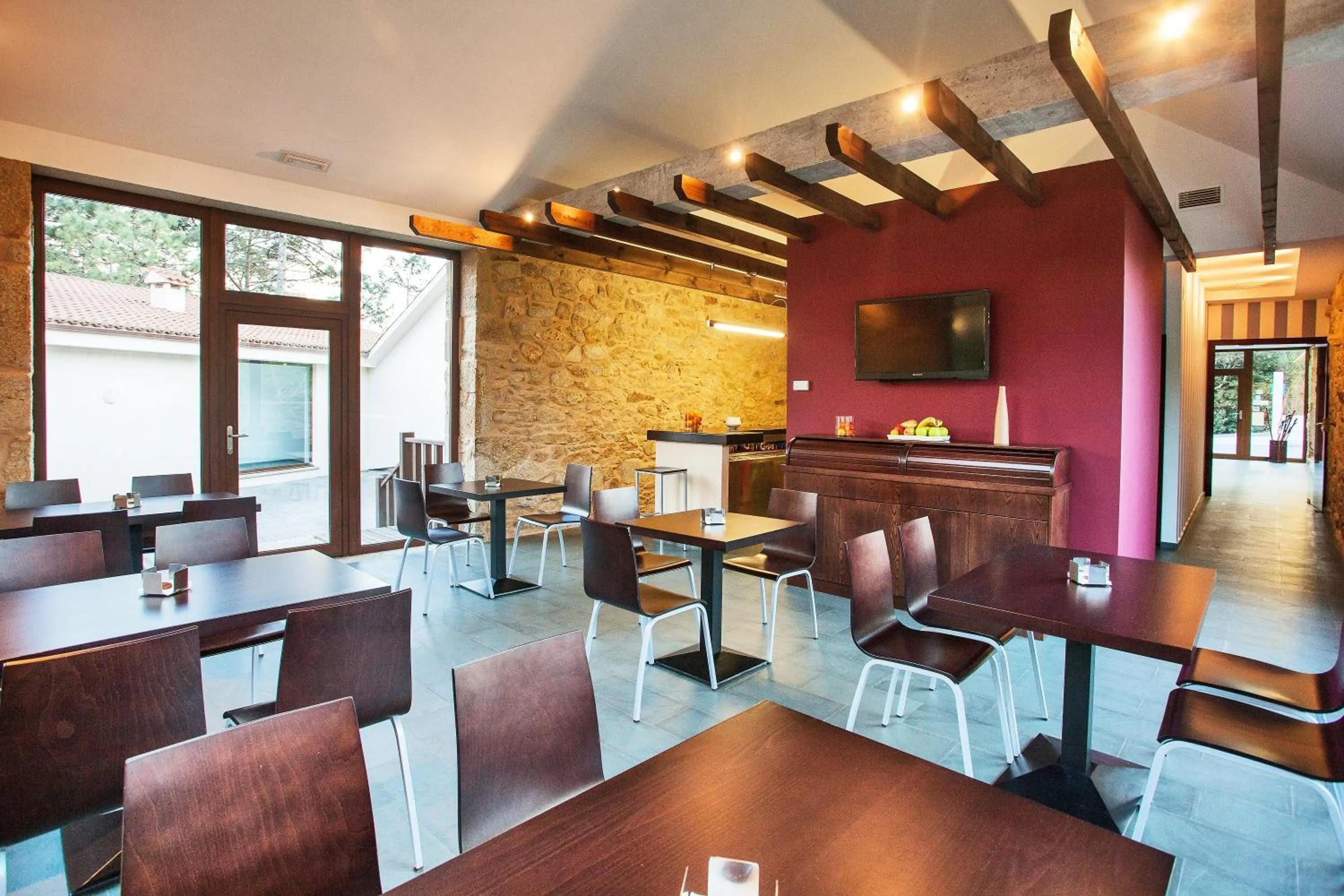 Lounge or bar in Hotel Alén do Mar