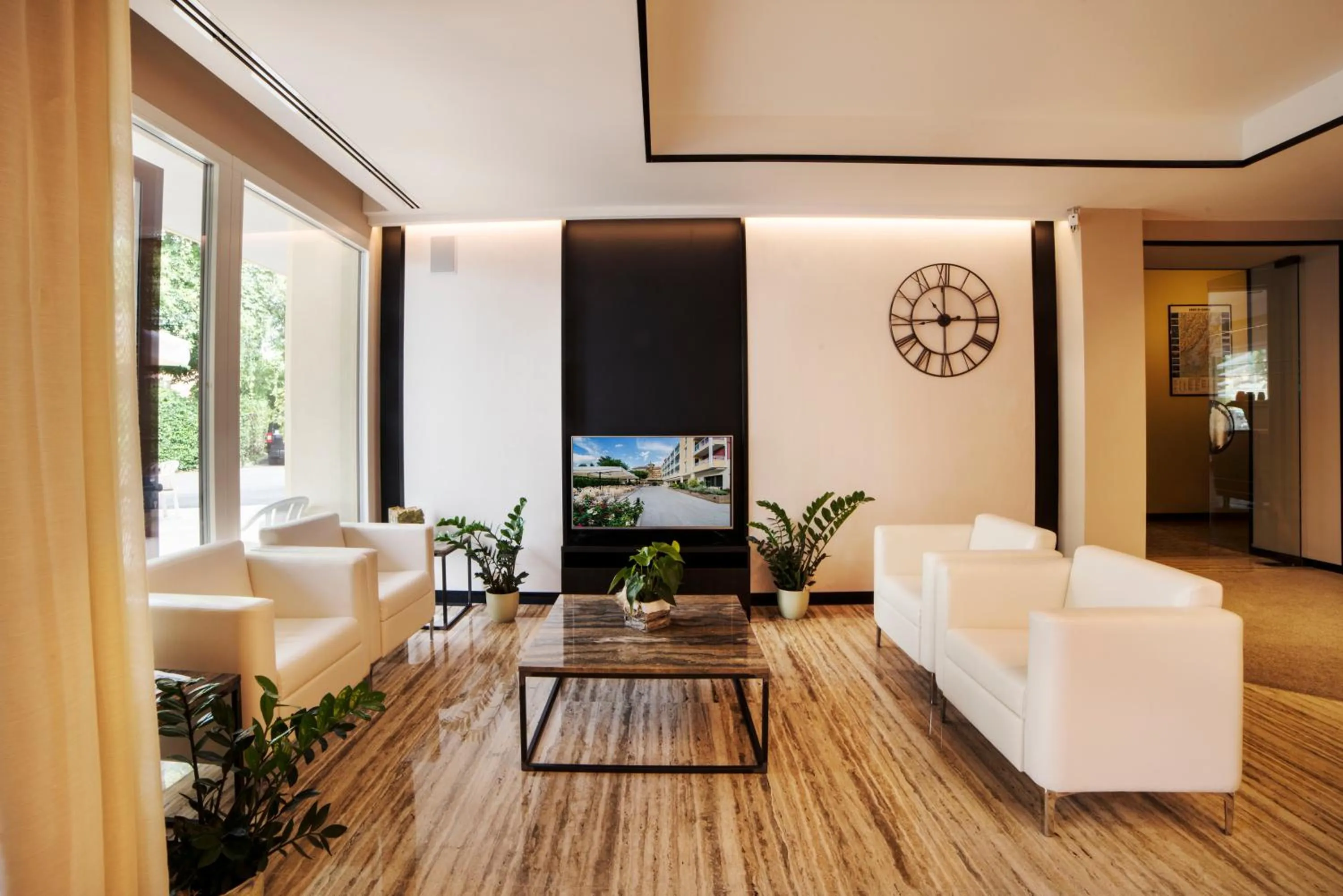 Lobby or reception in Hotel Bisesti ***S