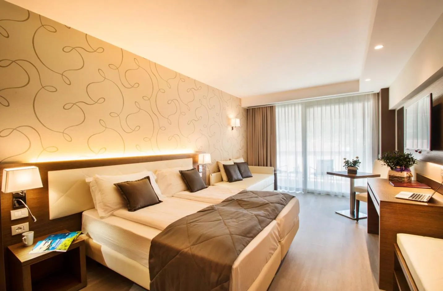 Photo of the whole room, Bed in Hotel Bisesti ***S