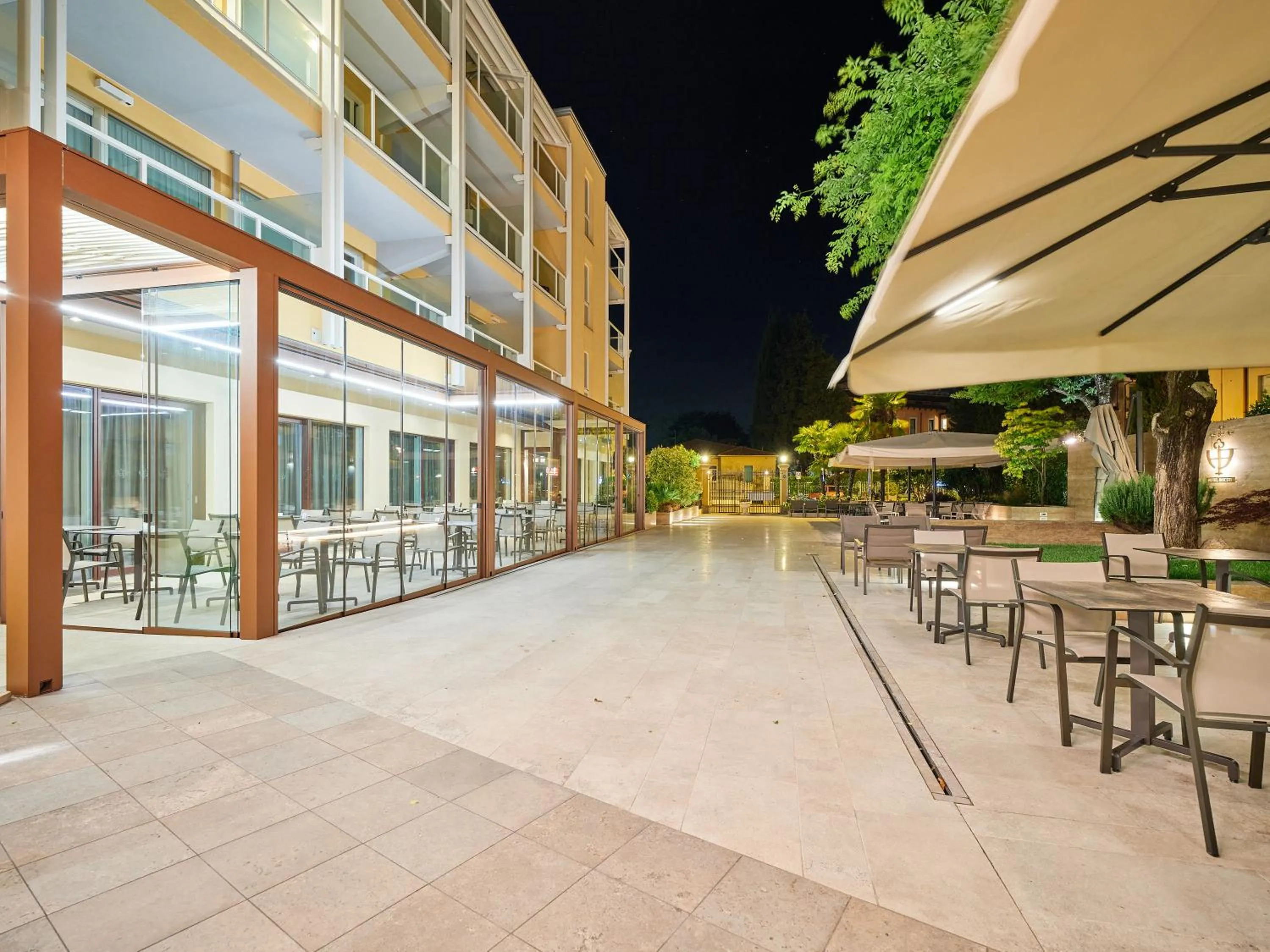 Property building in Hotel Bisesti ***S