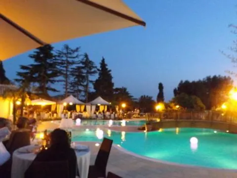 Swimming pool in Relais Il Postiglione - Antica Posta dei Chigi