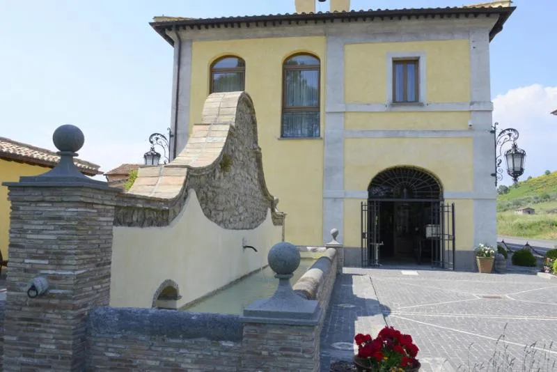 Property building in Relais Il Postiglione - Antica Posta dei Chigi