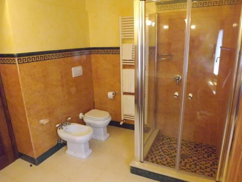 Bathroom in Relais Il Postiglione - Antica Posta dei Chigi