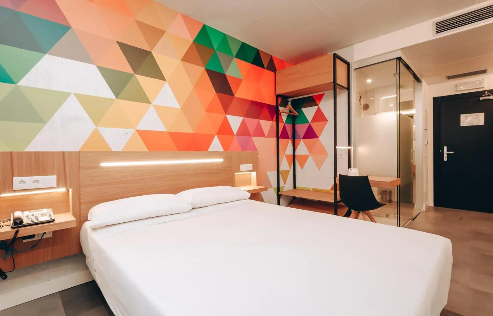 Double or Twin Room in Vértice Roomspace Double or Twin Room in Vértice Roomspace