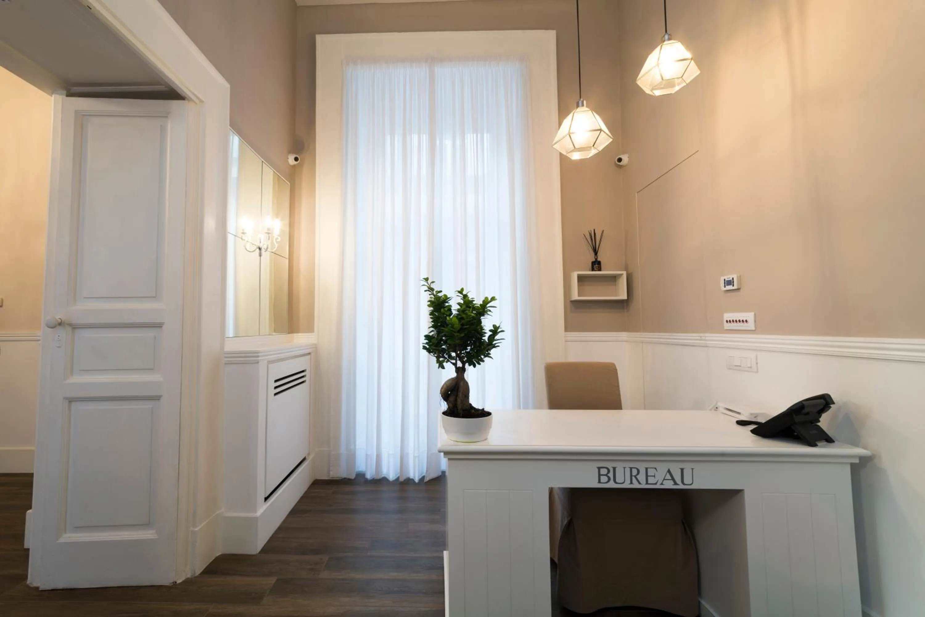 Living room in Foro Carolino S&B