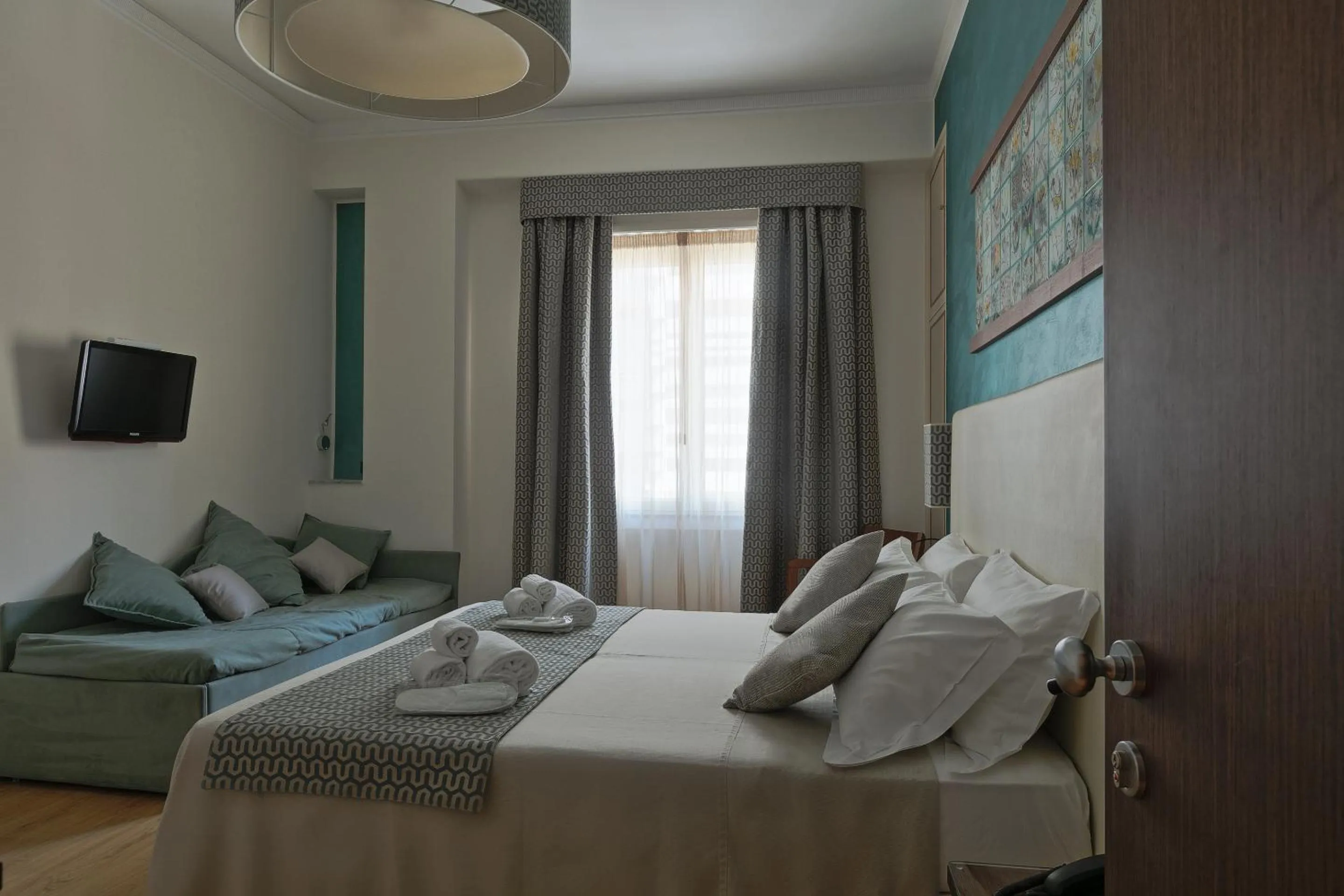 Photo of the whole room, Bed in Residenza Wagner