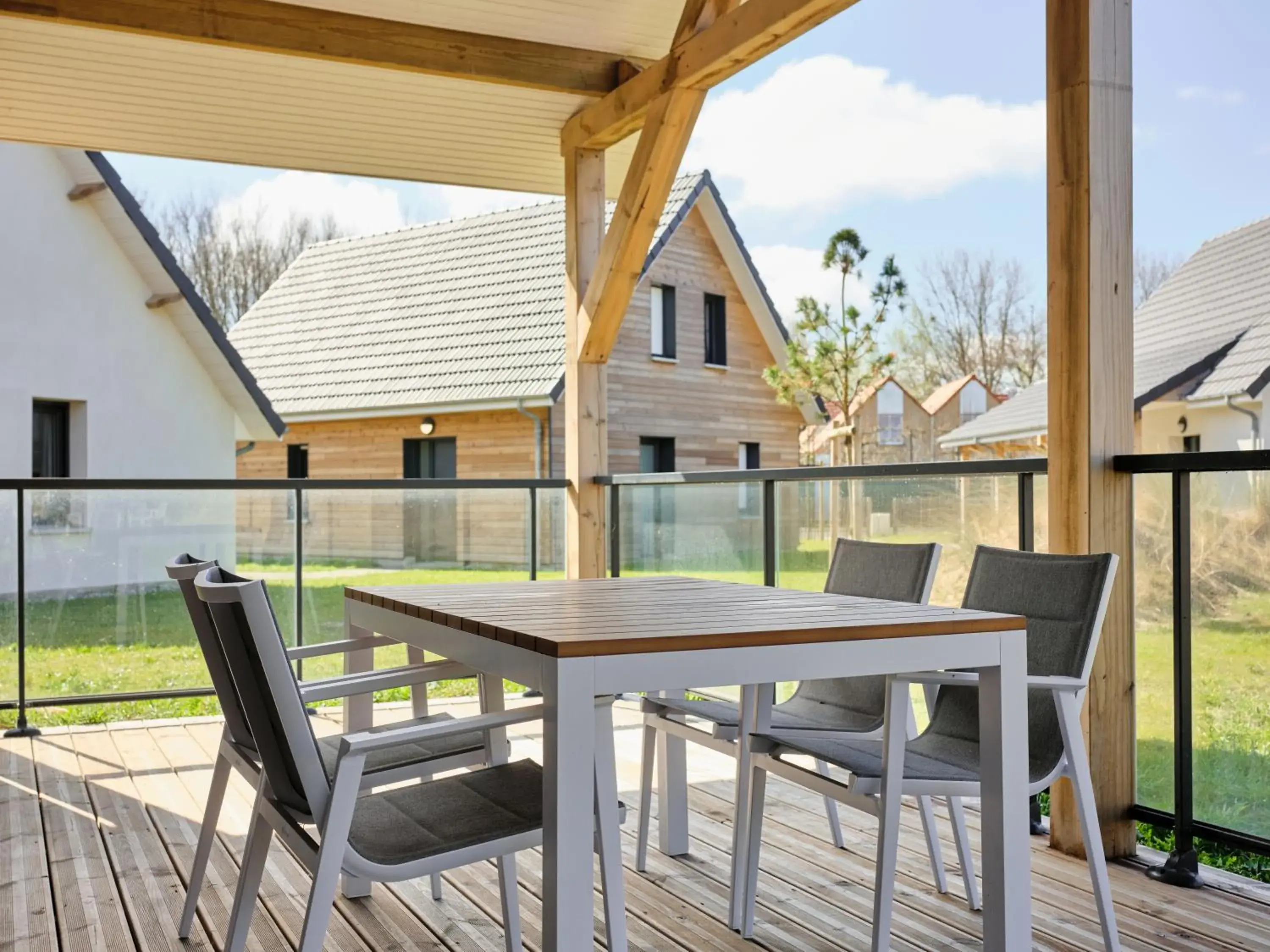 Two-Bedroom House with Private Terrace in Dormio Resort Berck-sur-Mer Two-Bedroom House with Private Terrace in Dormio Resort Berck-sur-Mer