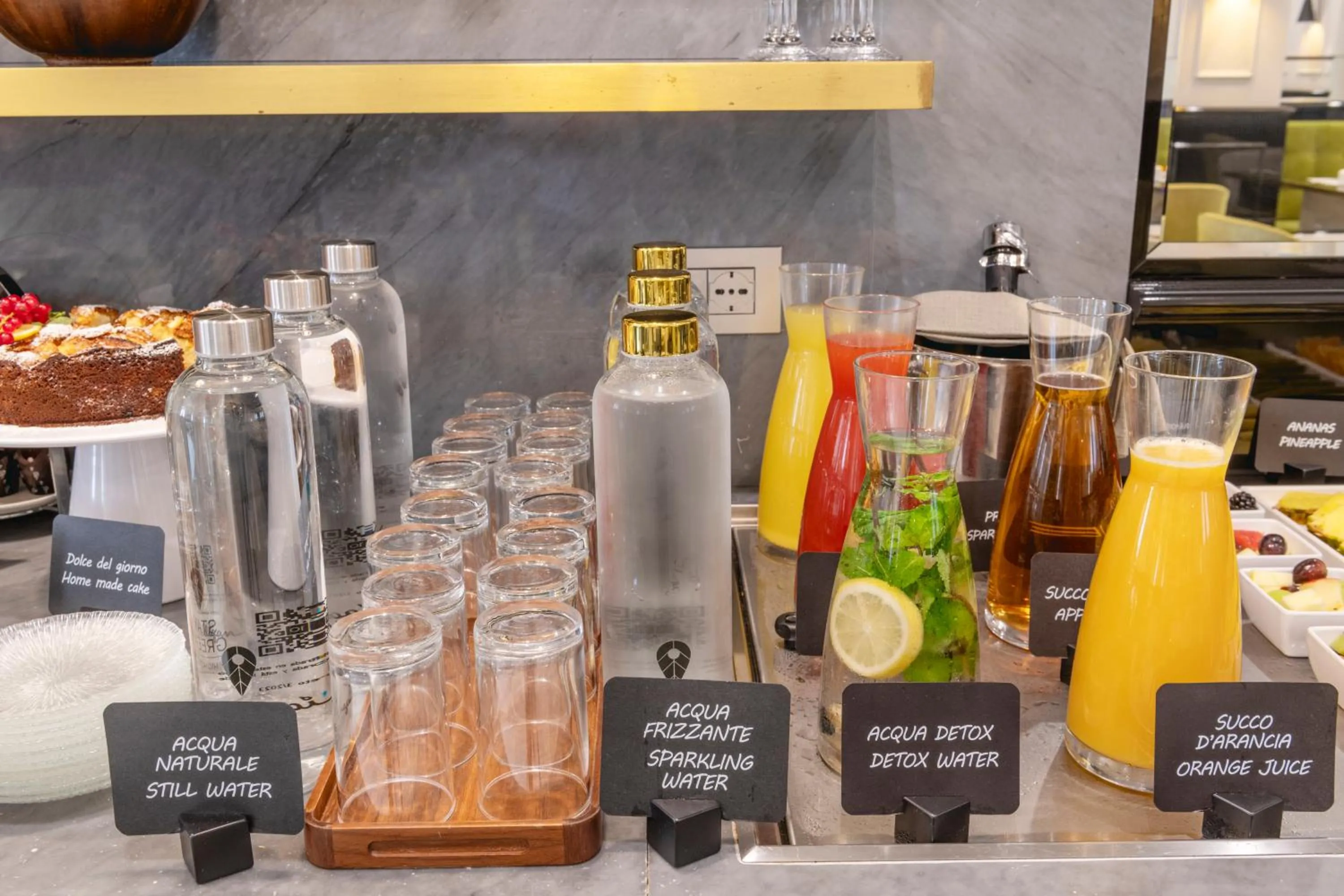 Breakfast in H10 Palazzo Canova