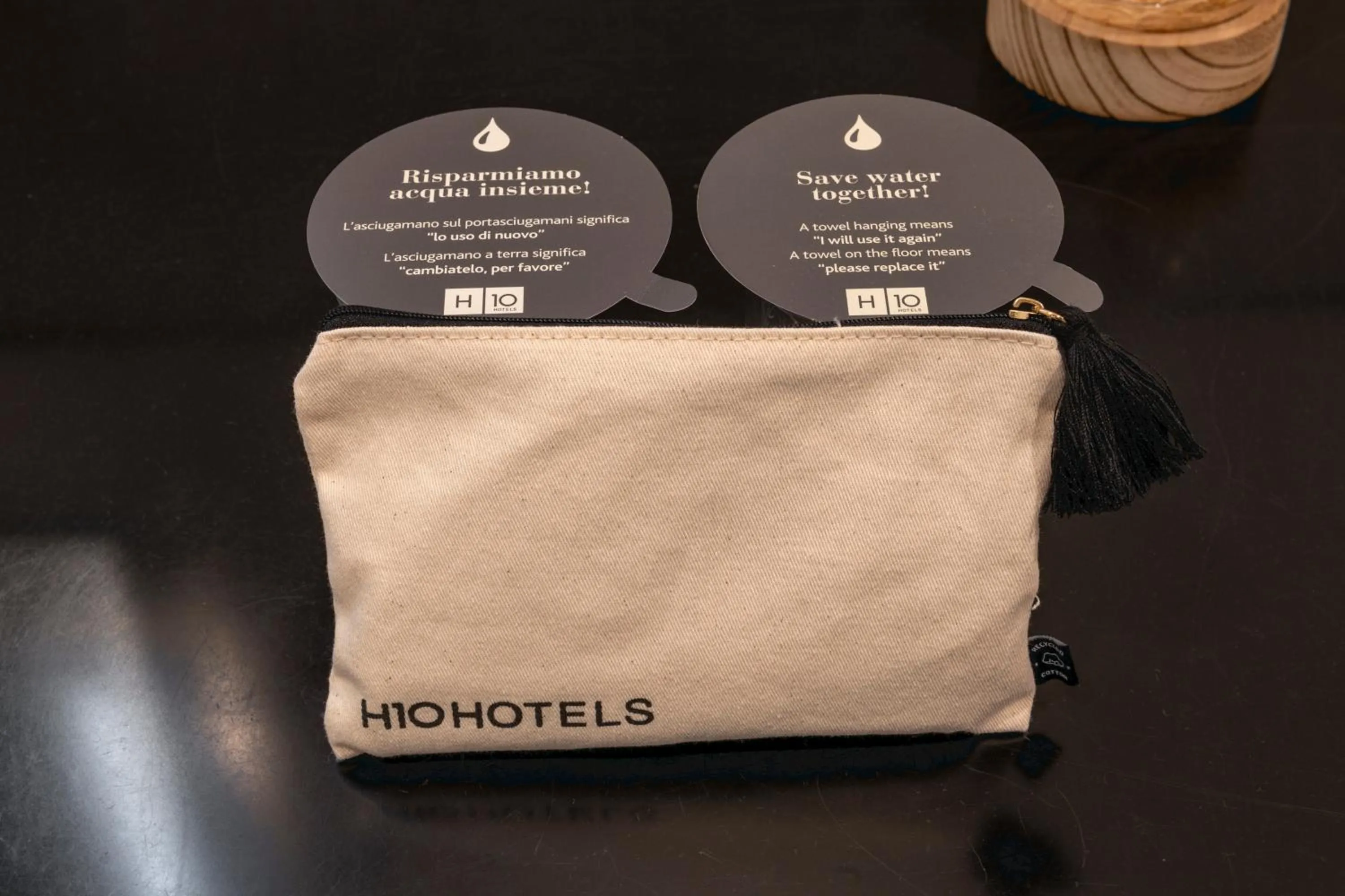 Bathroom in H10 Palazzo Canova