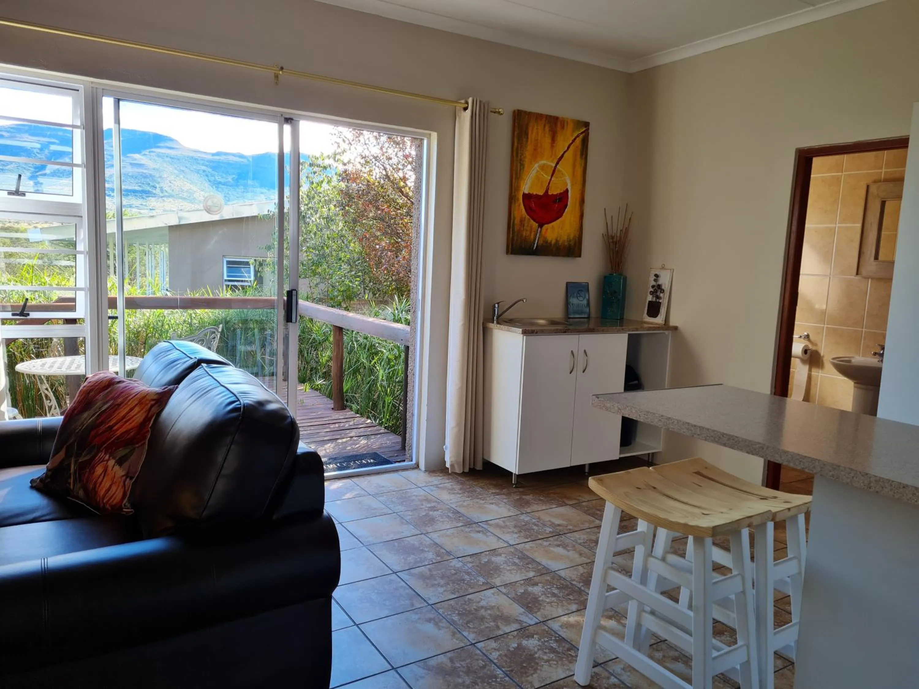 a Dam's View Accommodation