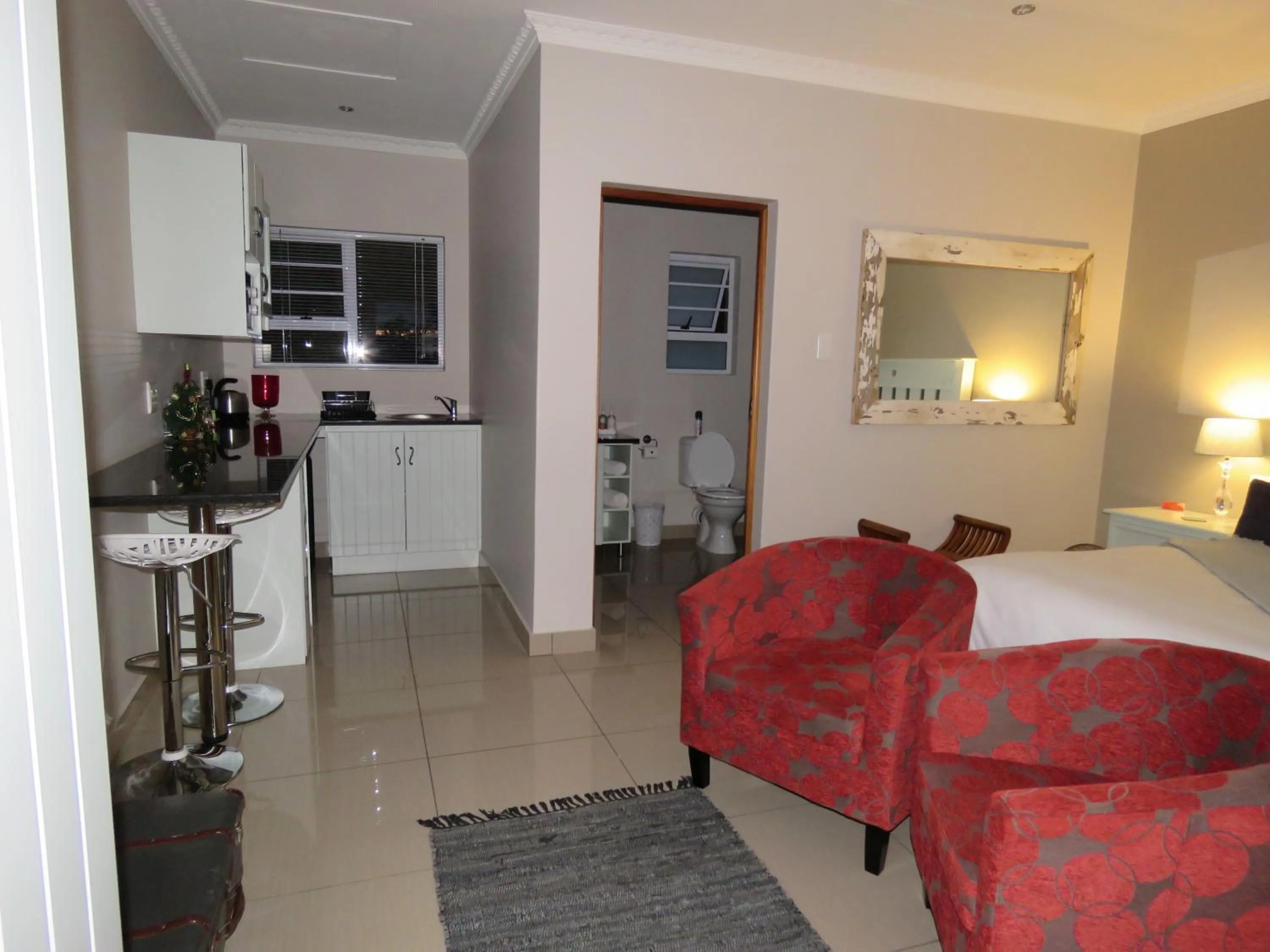 a Dam's View Accommodation