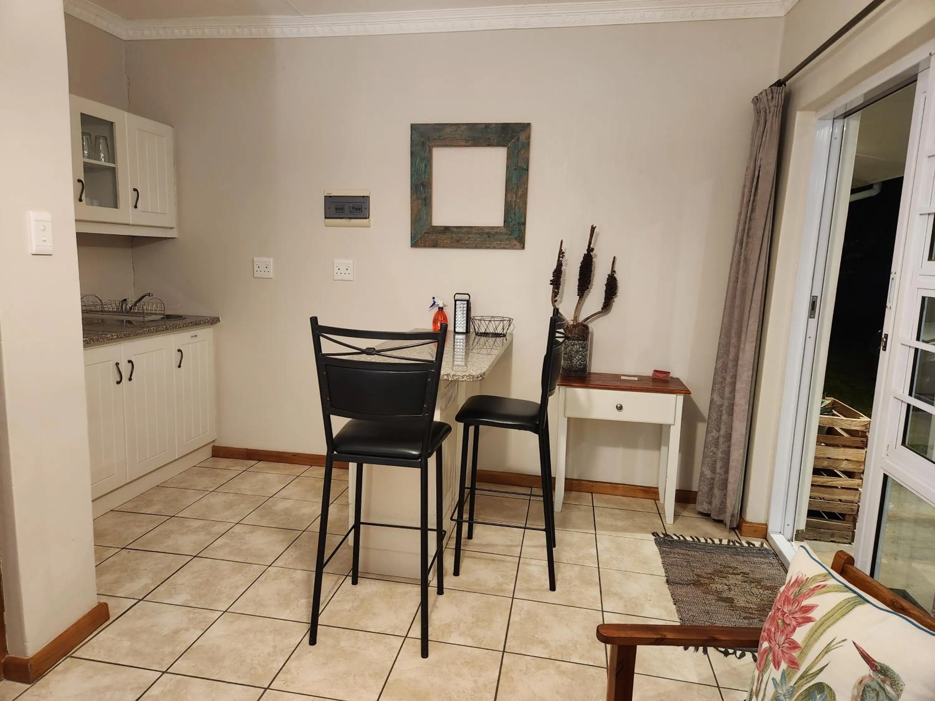 a Dam's View Accommodation