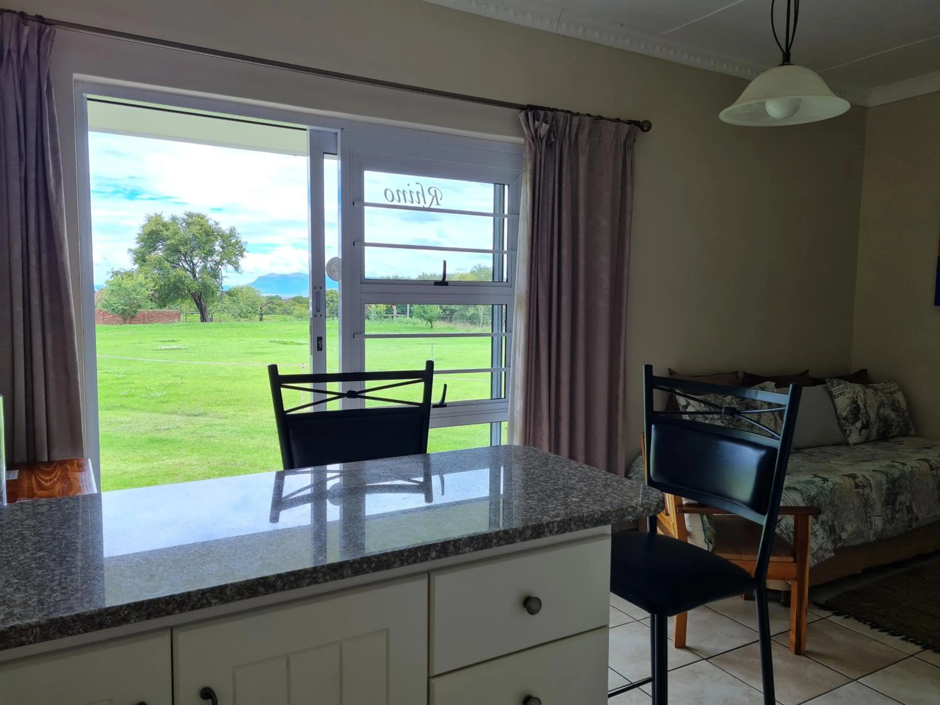 a Dam's View Accommodation