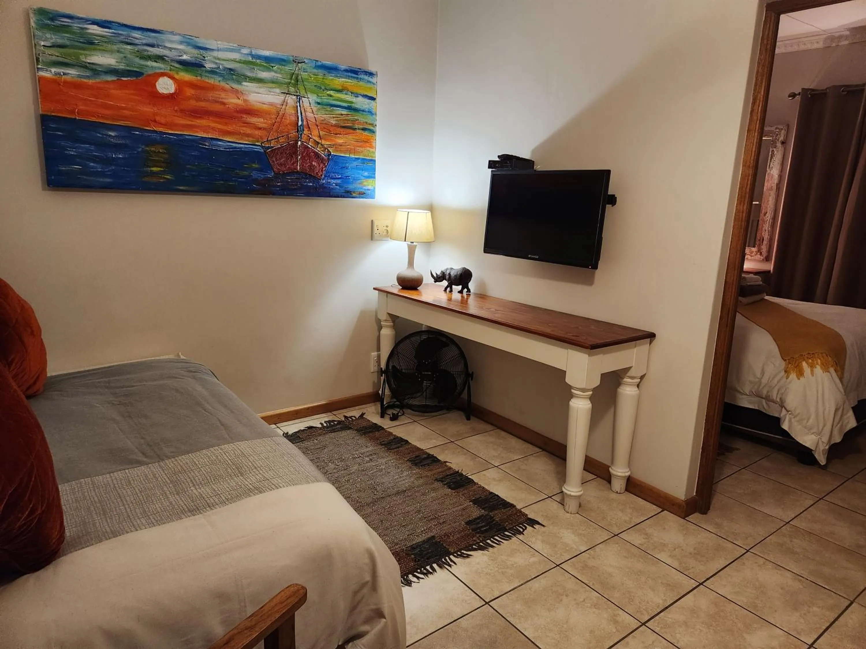 Bed in a Dam's View Accommodation