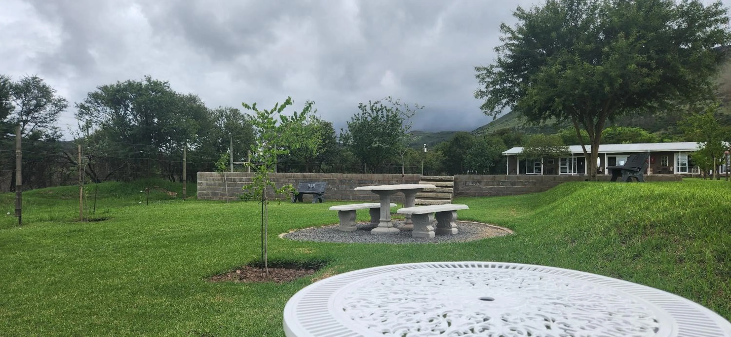 a Dam's View Accommodation