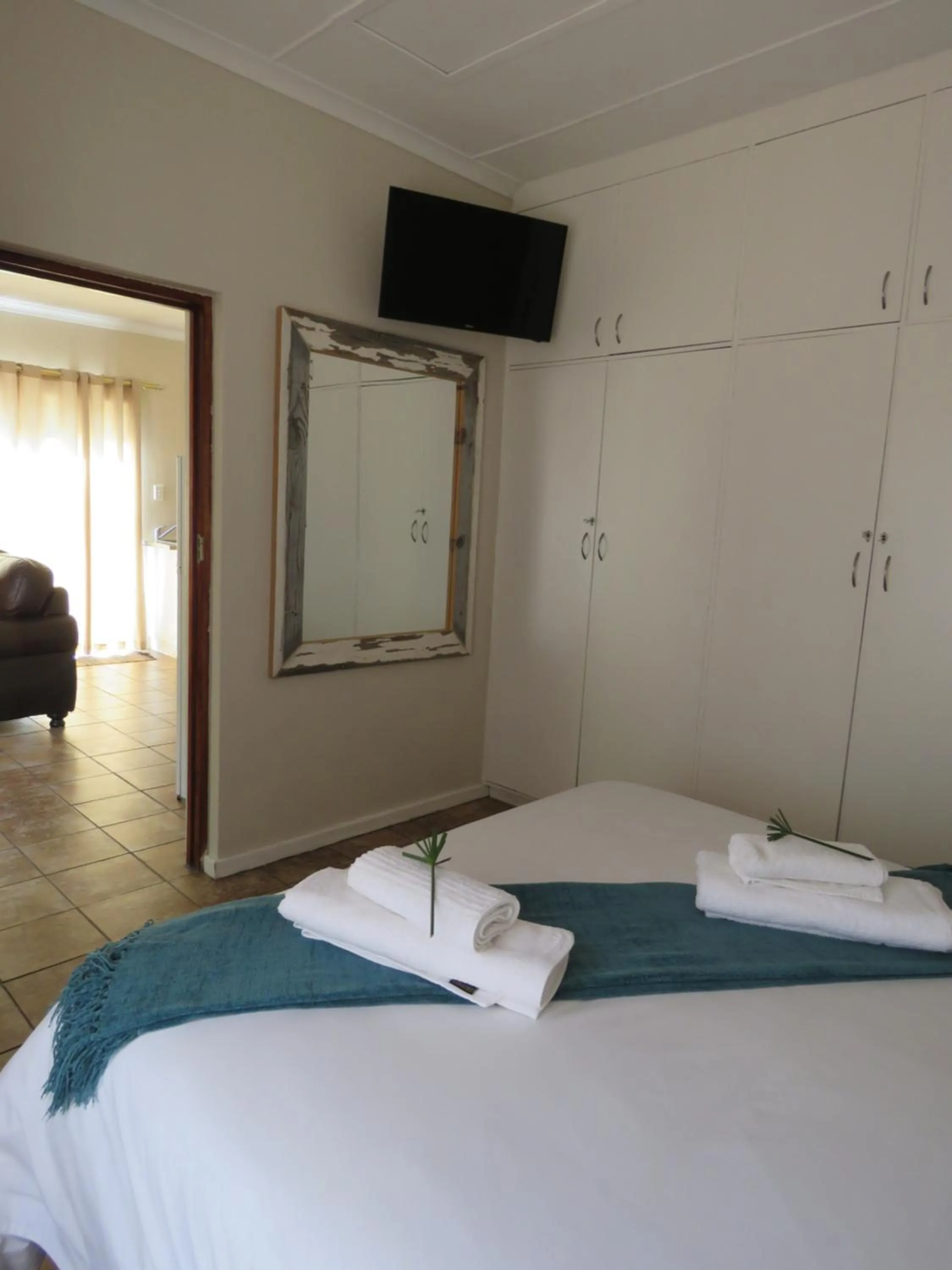 Bed in a Dam's View Accommodation