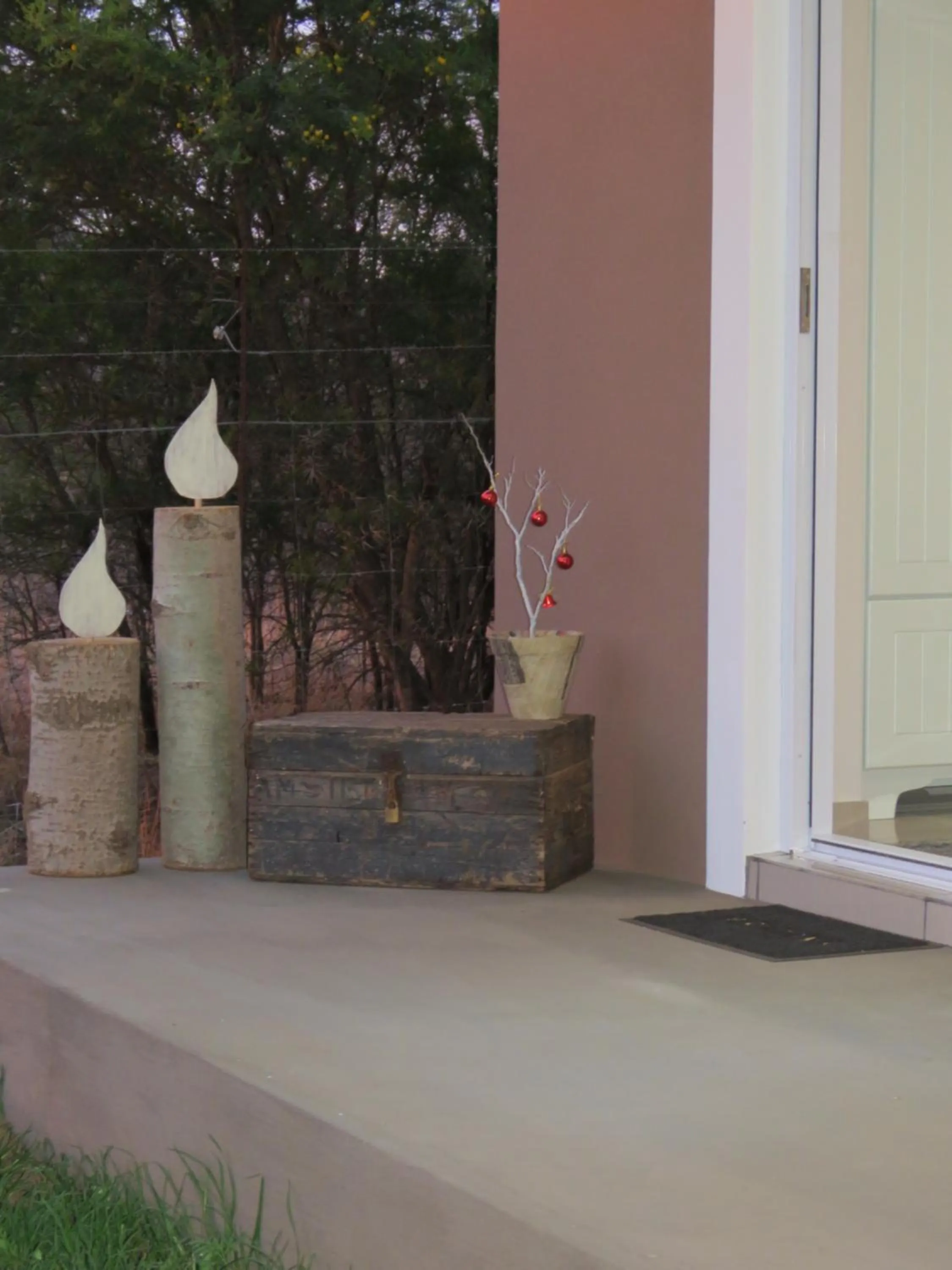 a Dam's View Accommodation