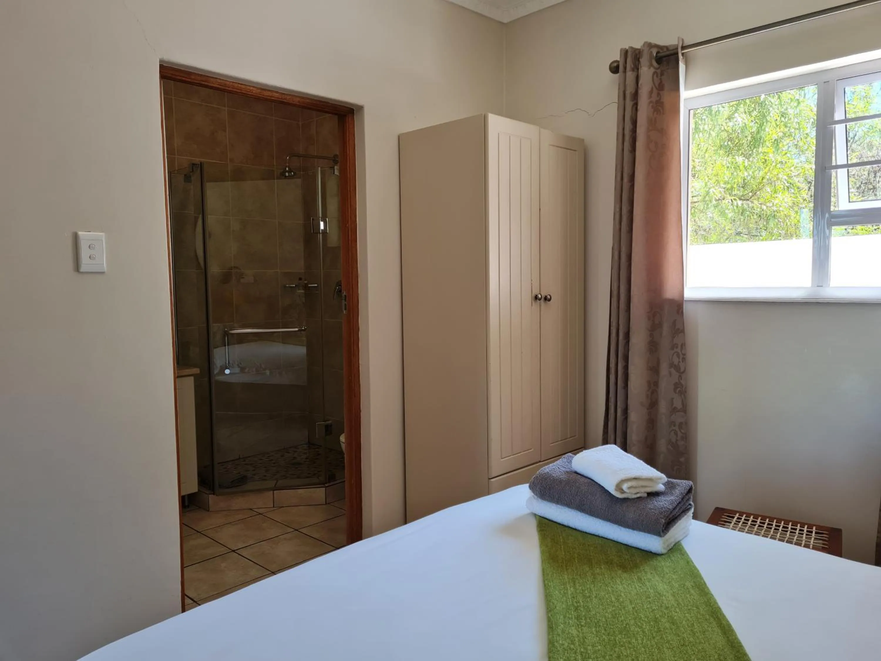 Bed in a Dam's View Accommodation