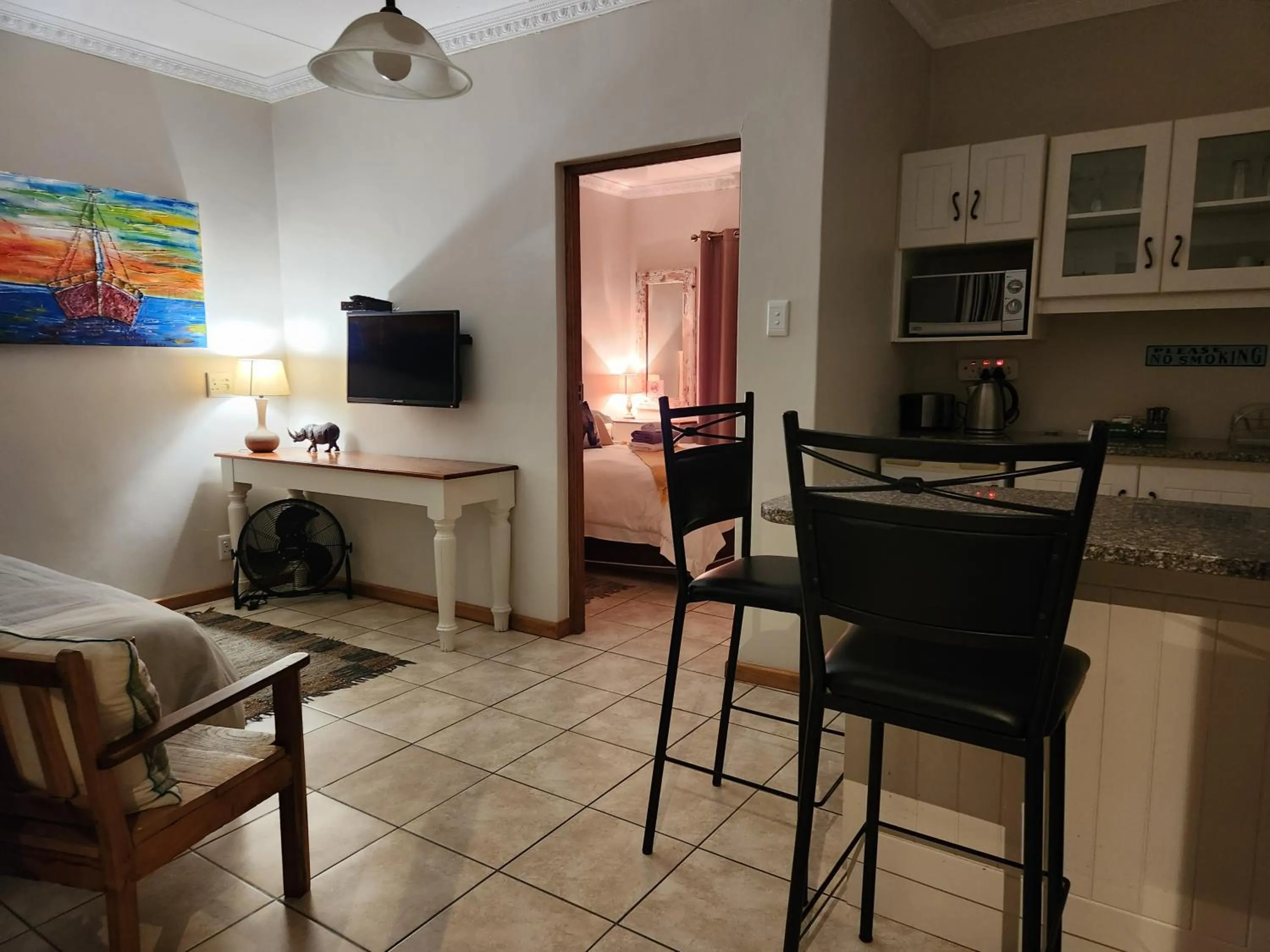 a Dam's View Accommodation