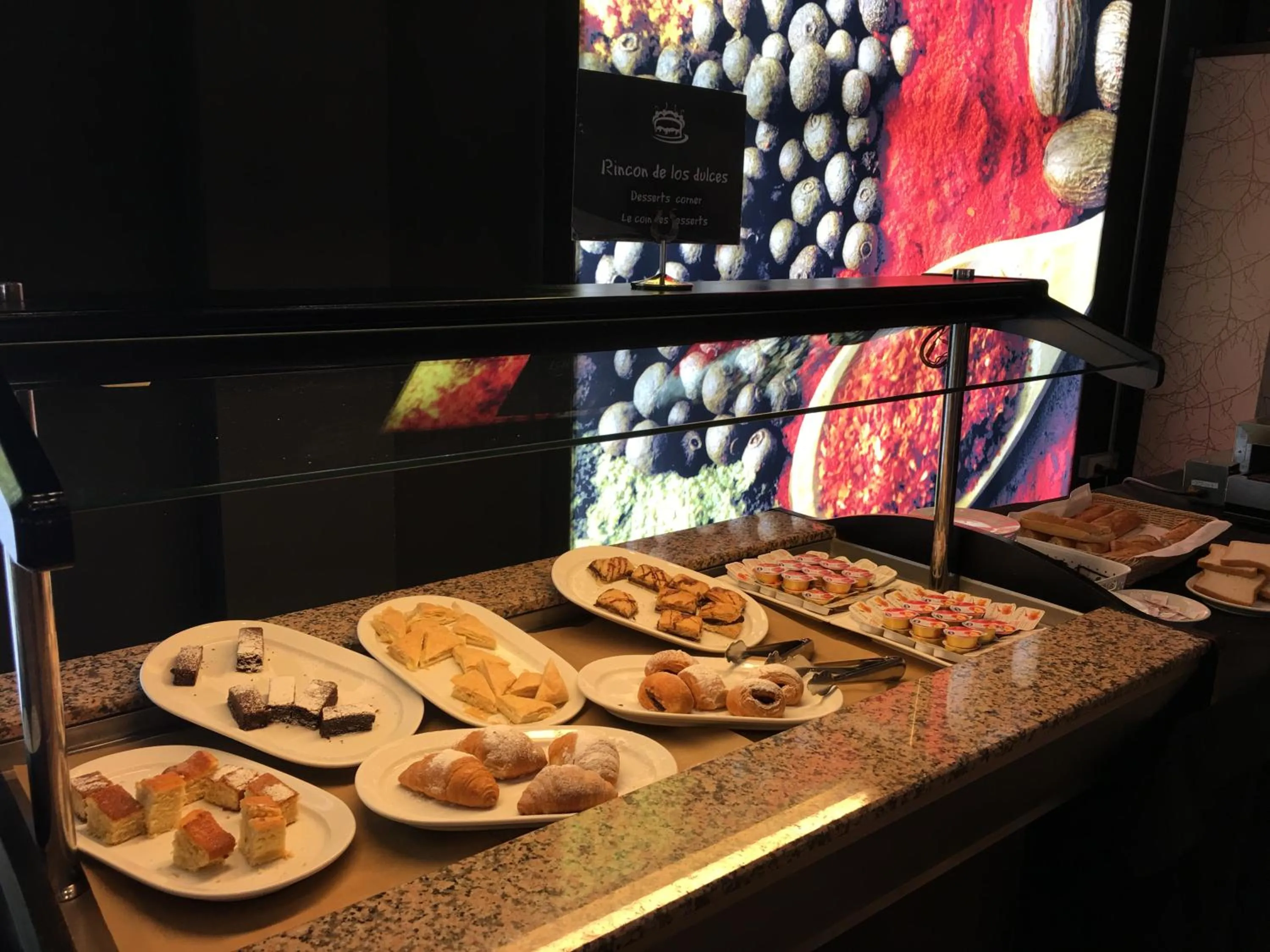 Restaurant/places to eat in Alannia Costa Blanca