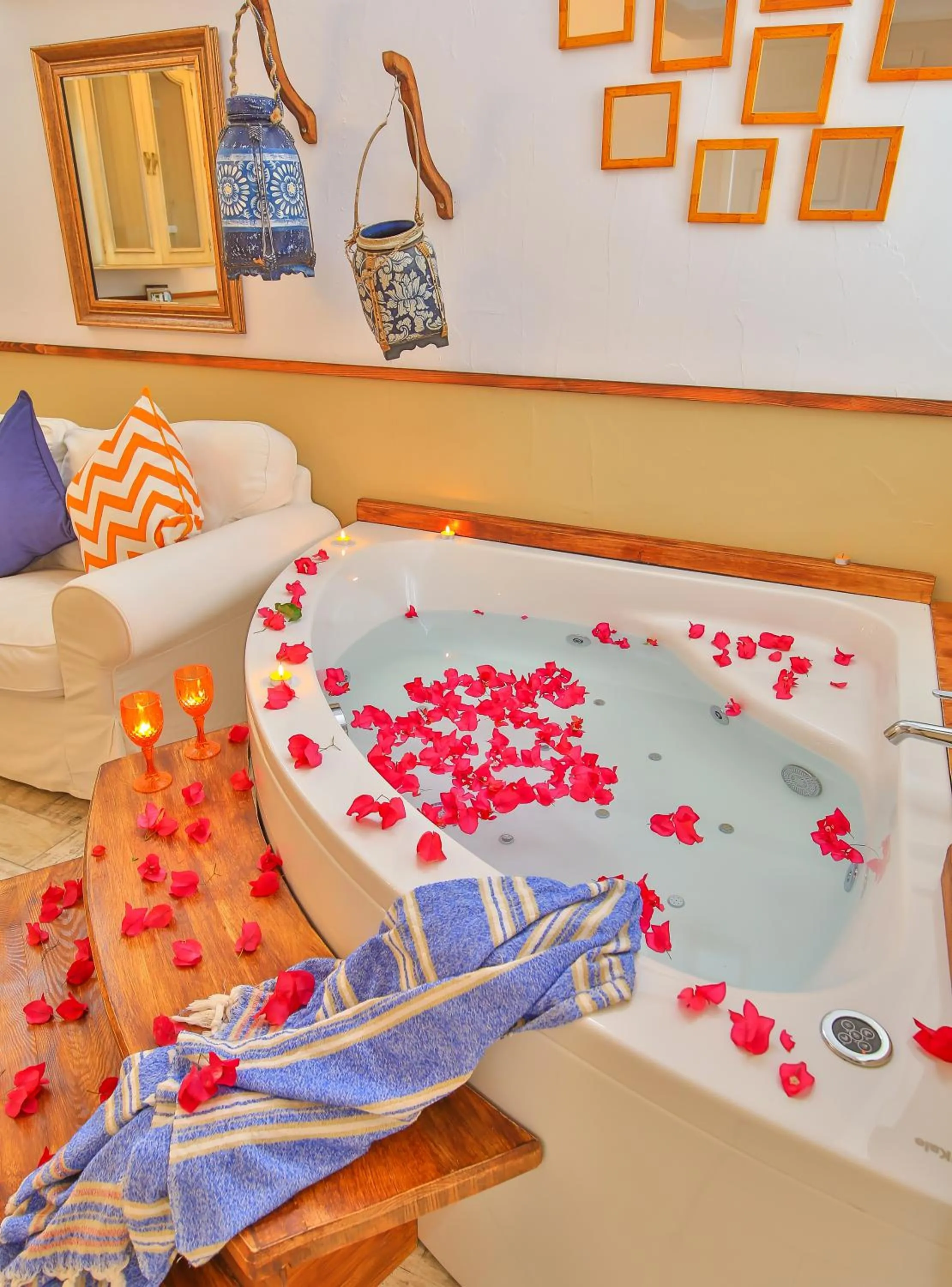 Hot Tub in Palas Ilıca