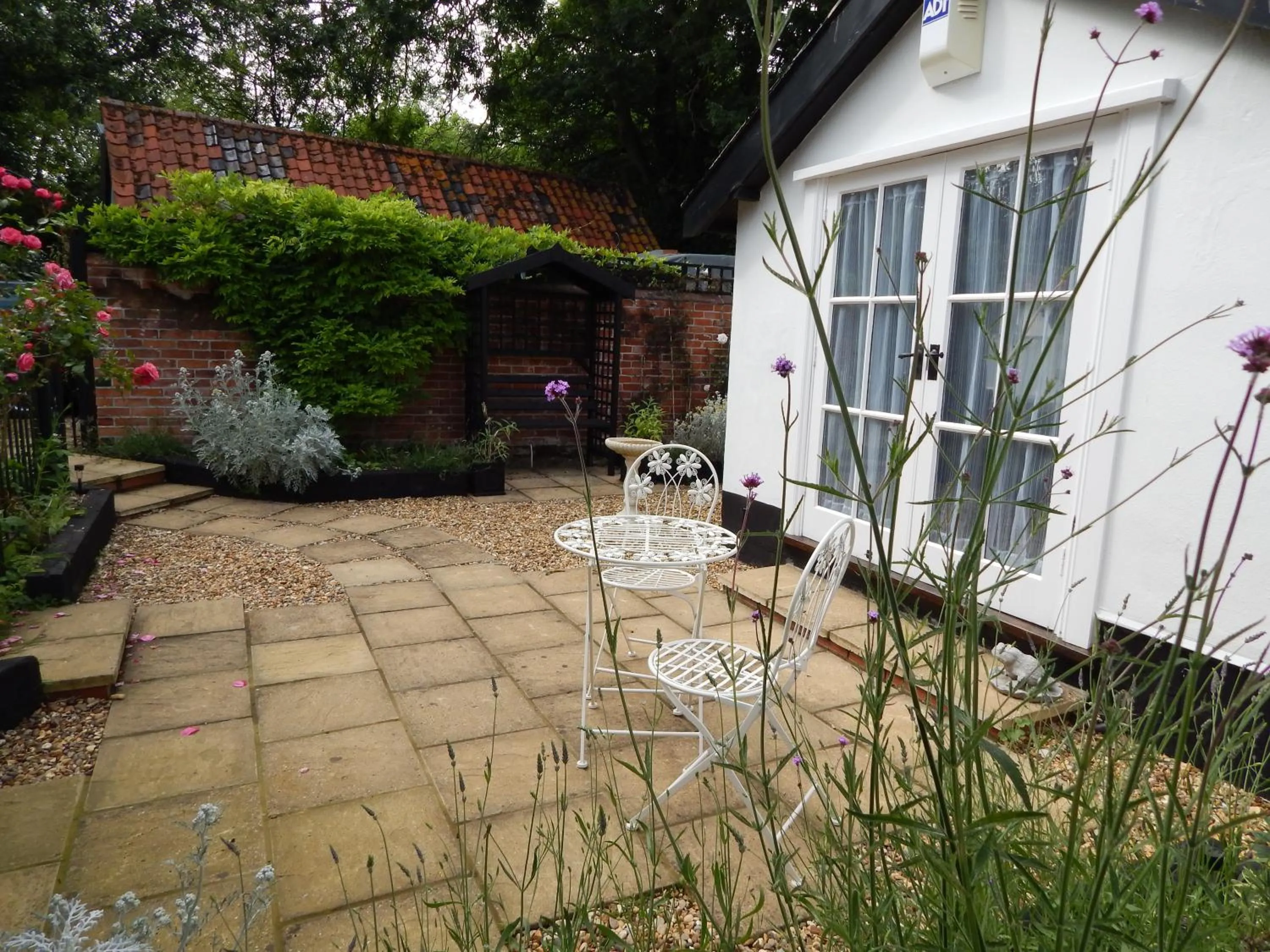 Patio in Frogs Hall B&B