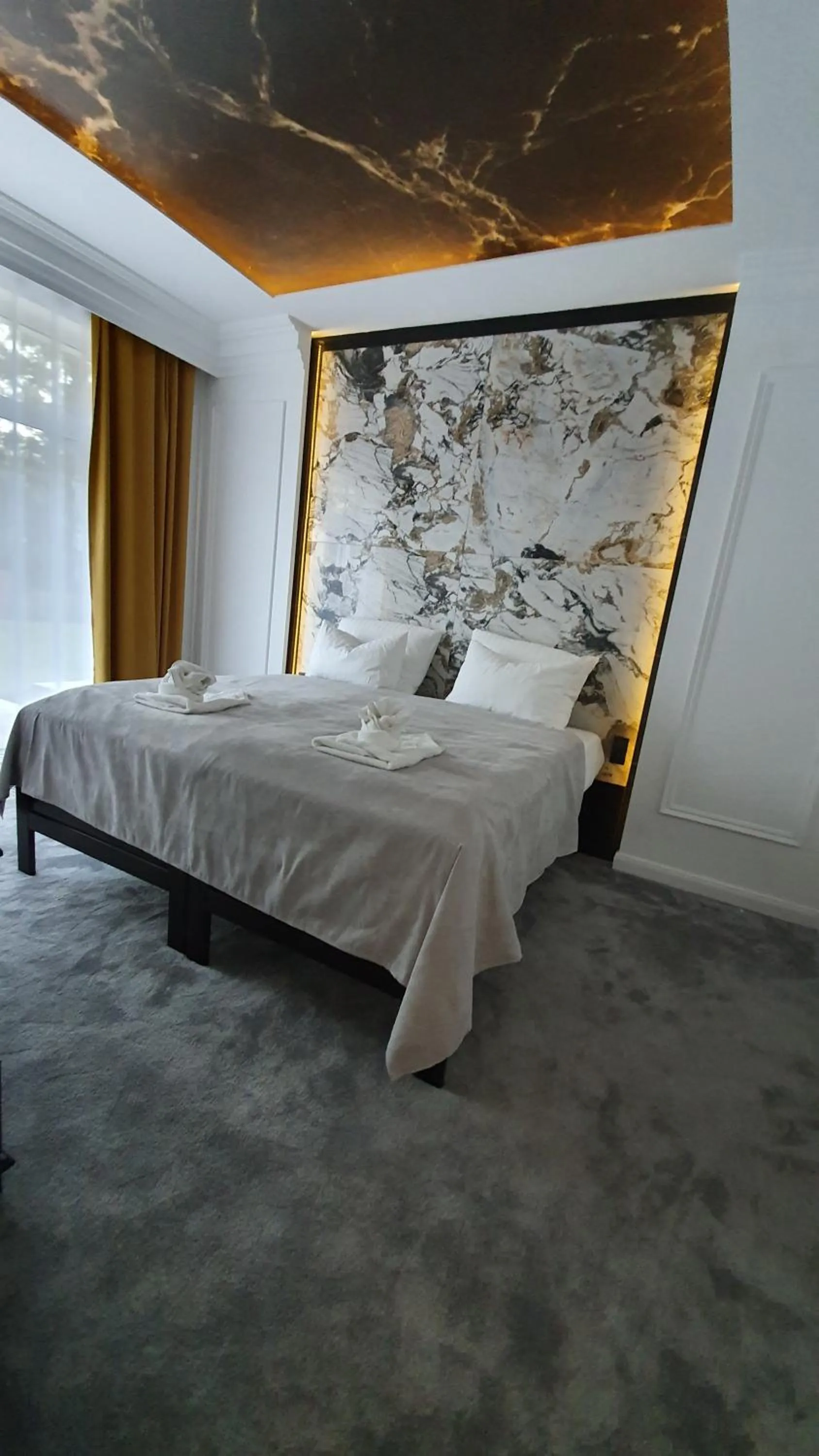 Bed in Monte Carlo Boutique Hotel