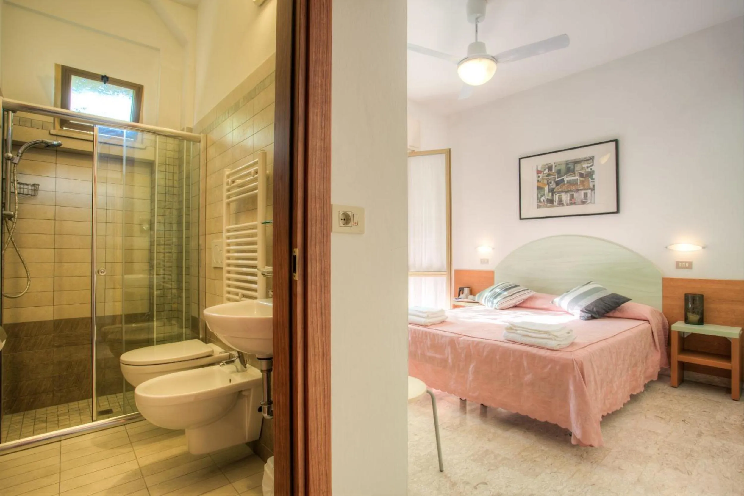 Photo of the whole room in Albergo Villa Lucia