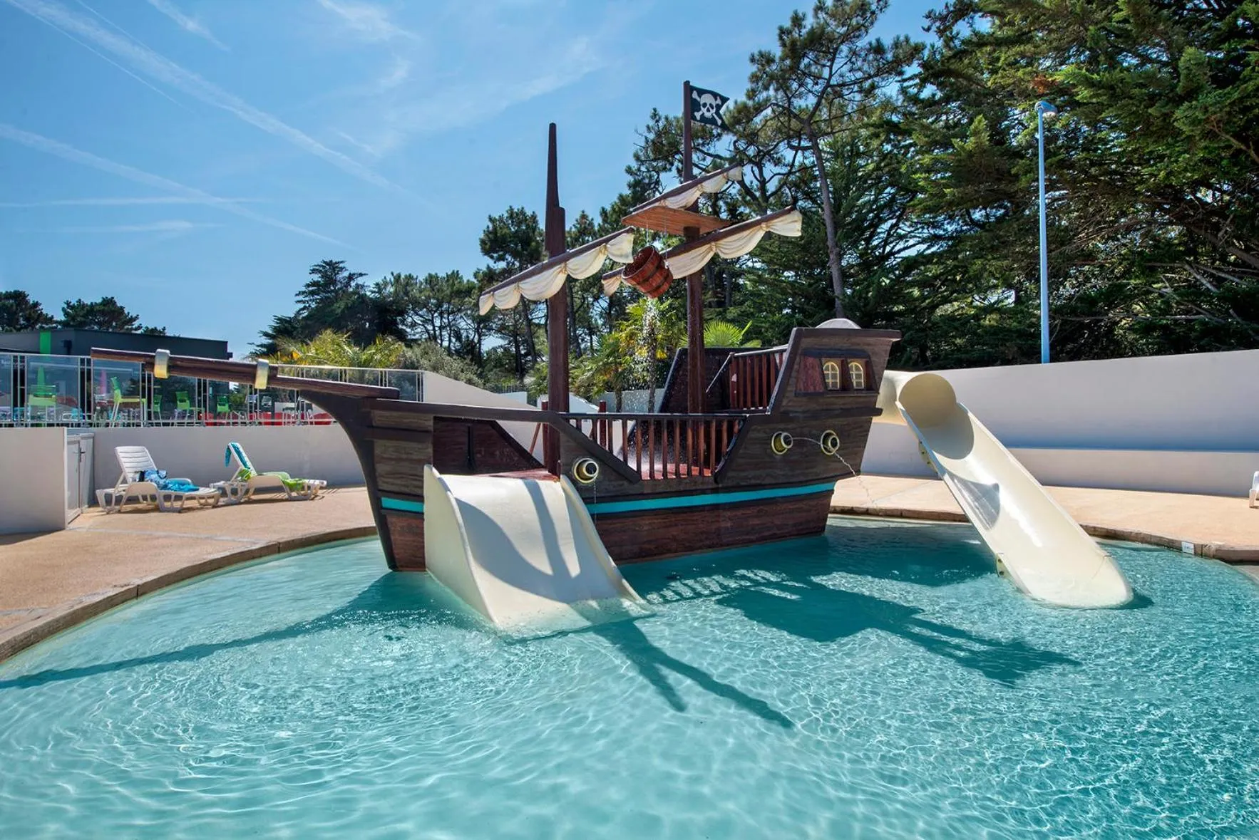 Aqua park in Camping L'Ocean