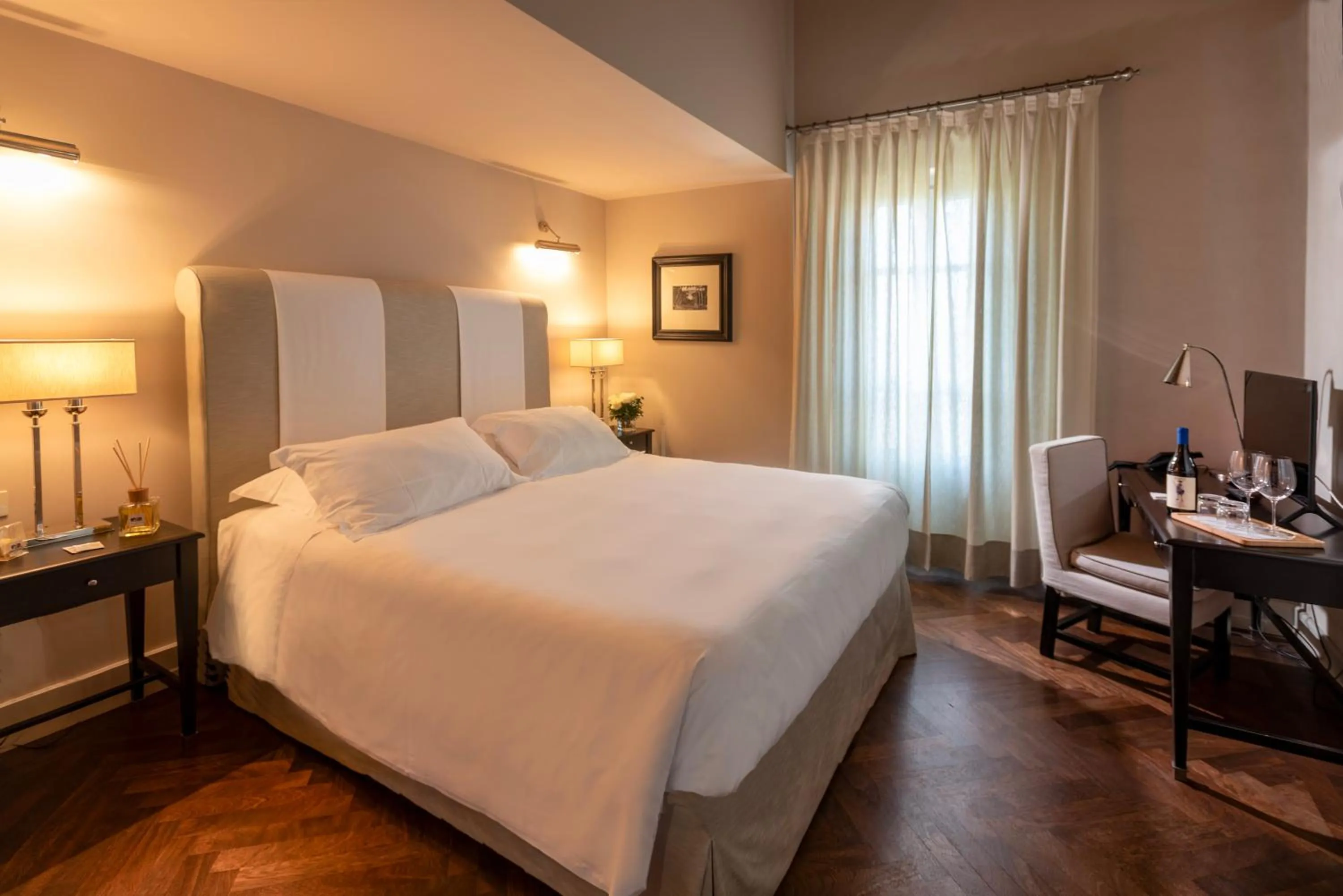 Bedroom, Bed in Villa Pattono Relais