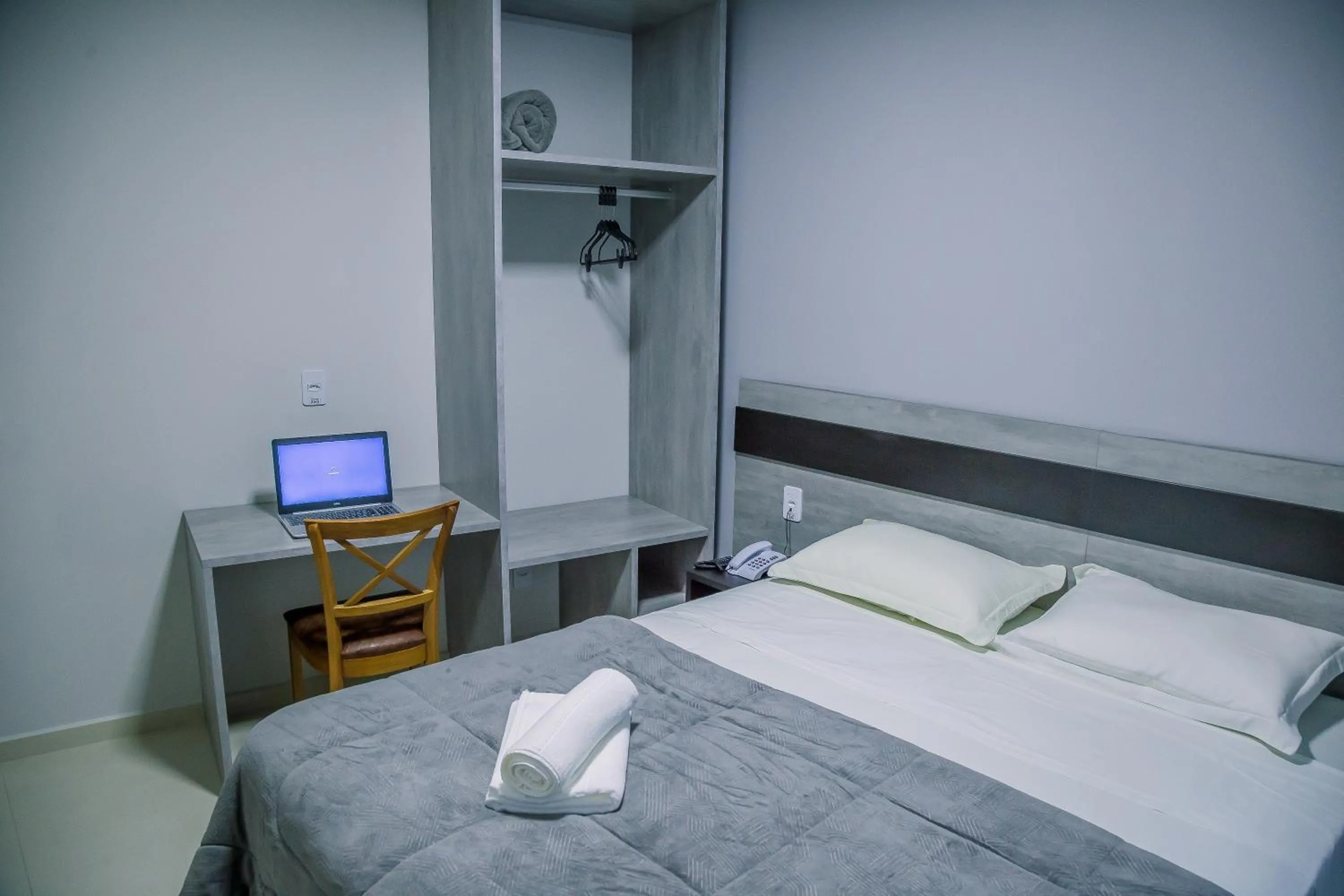 Bed in Hotel Prime Executive