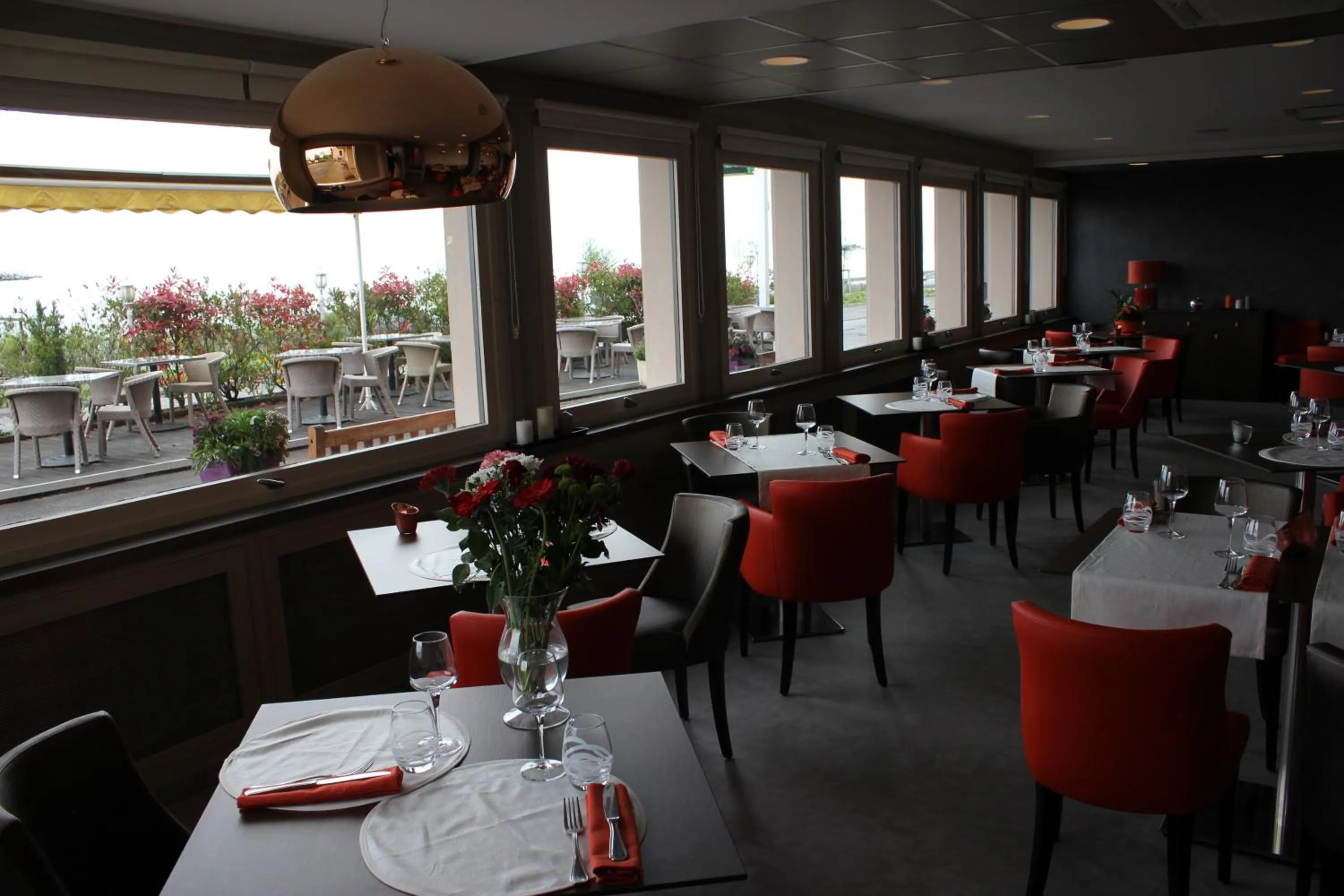 Restaurant/places to eat in Hôtel Restaurant le Panorama