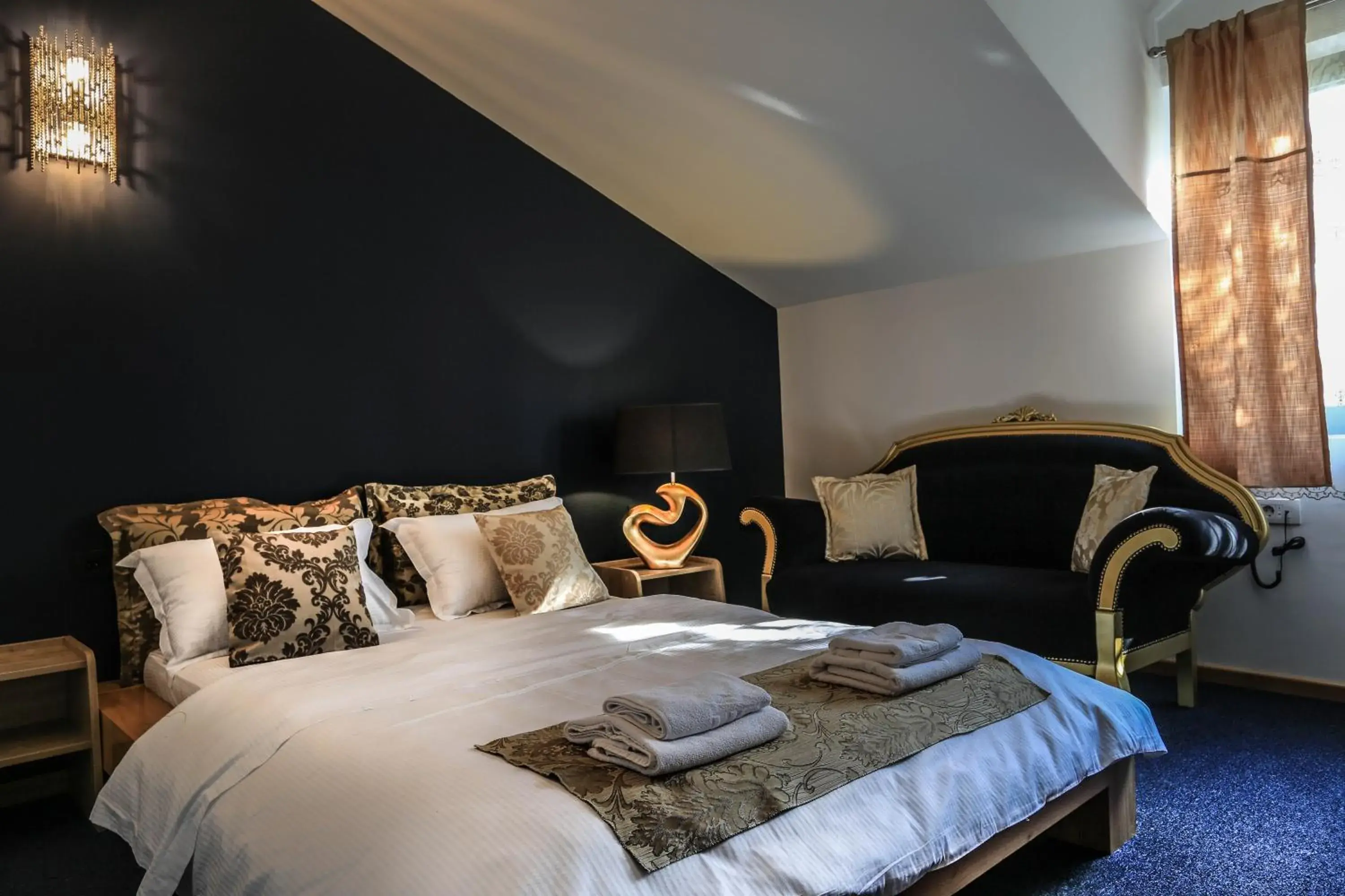 Double Room - single occupancy in GARNI HOTEL ATRIUM Double Room - single occupancy in GARNI HOTEL ATRIUM