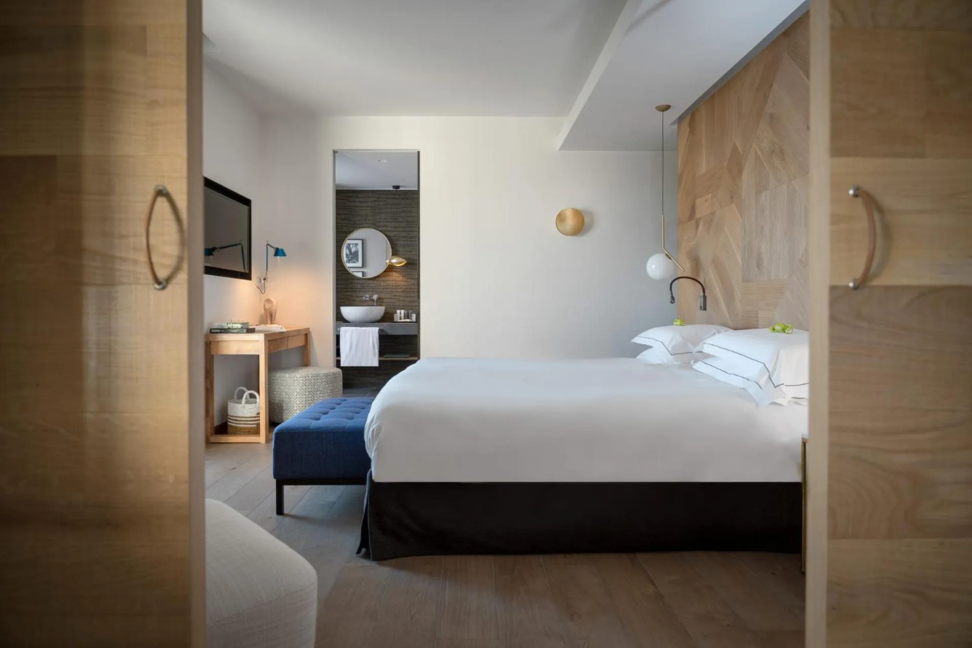 Bed in Esplanade Tergesteo - Luxury Retreat