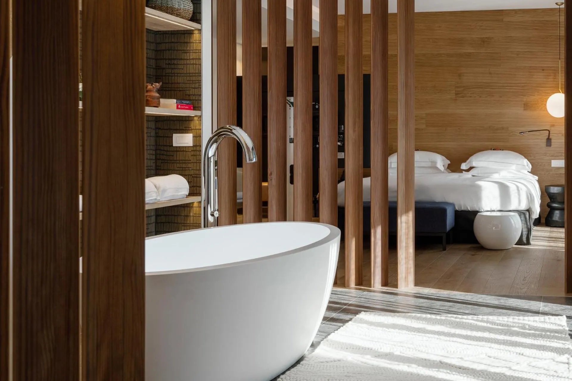 Bed in Esplanade Tergesteo - Luxury Retreat