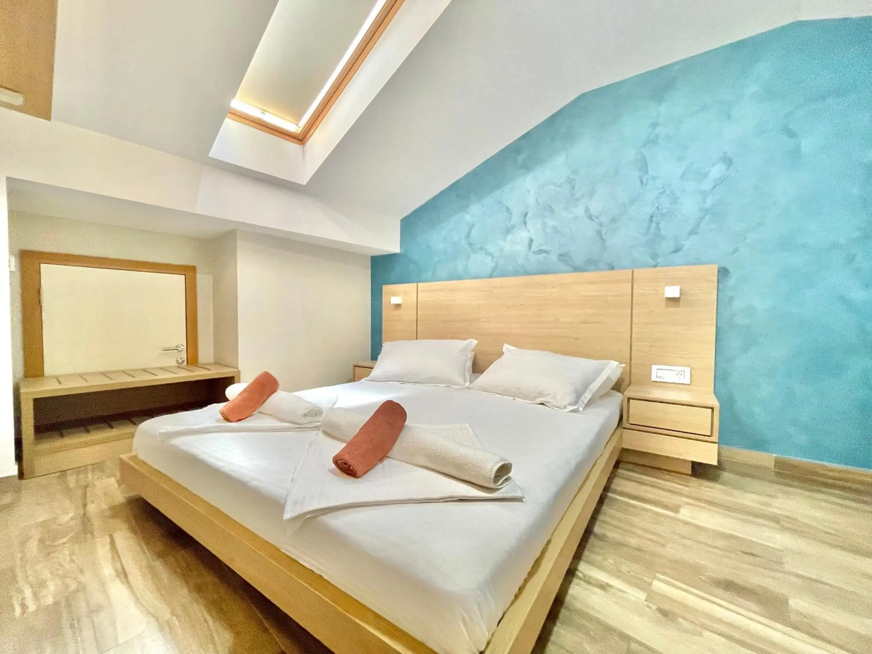 Triple Room in Hotel Butua Residence Triple Room in Hotel Butua Residence