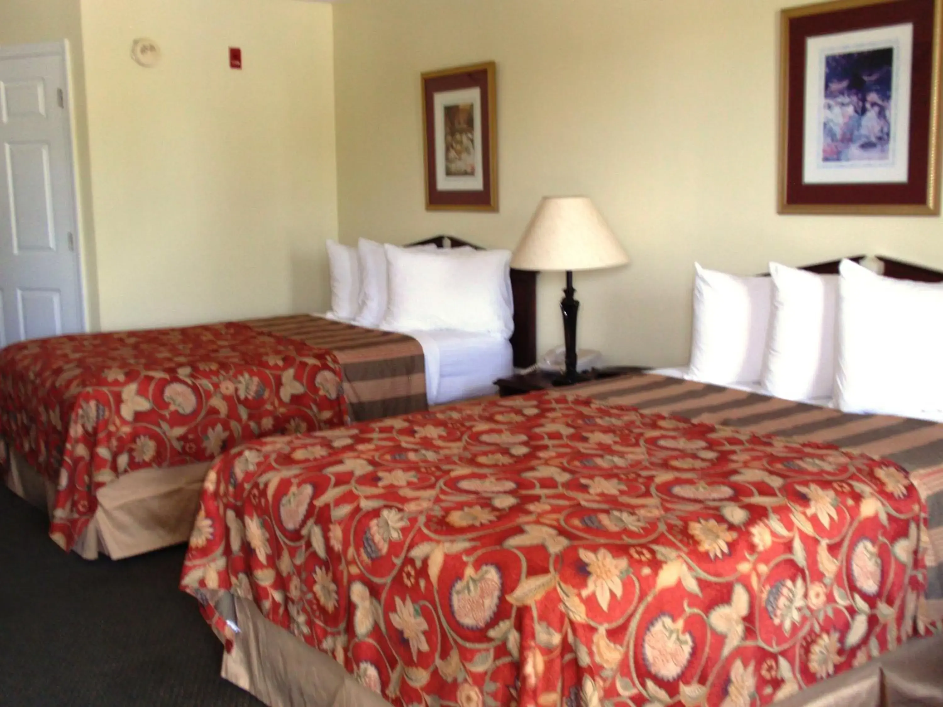 Double Room with Two Double Beds - Smoking in Jameson Inn - Perry Double Room with Two Double Beds - Smoking in Jameson Inn - Perry