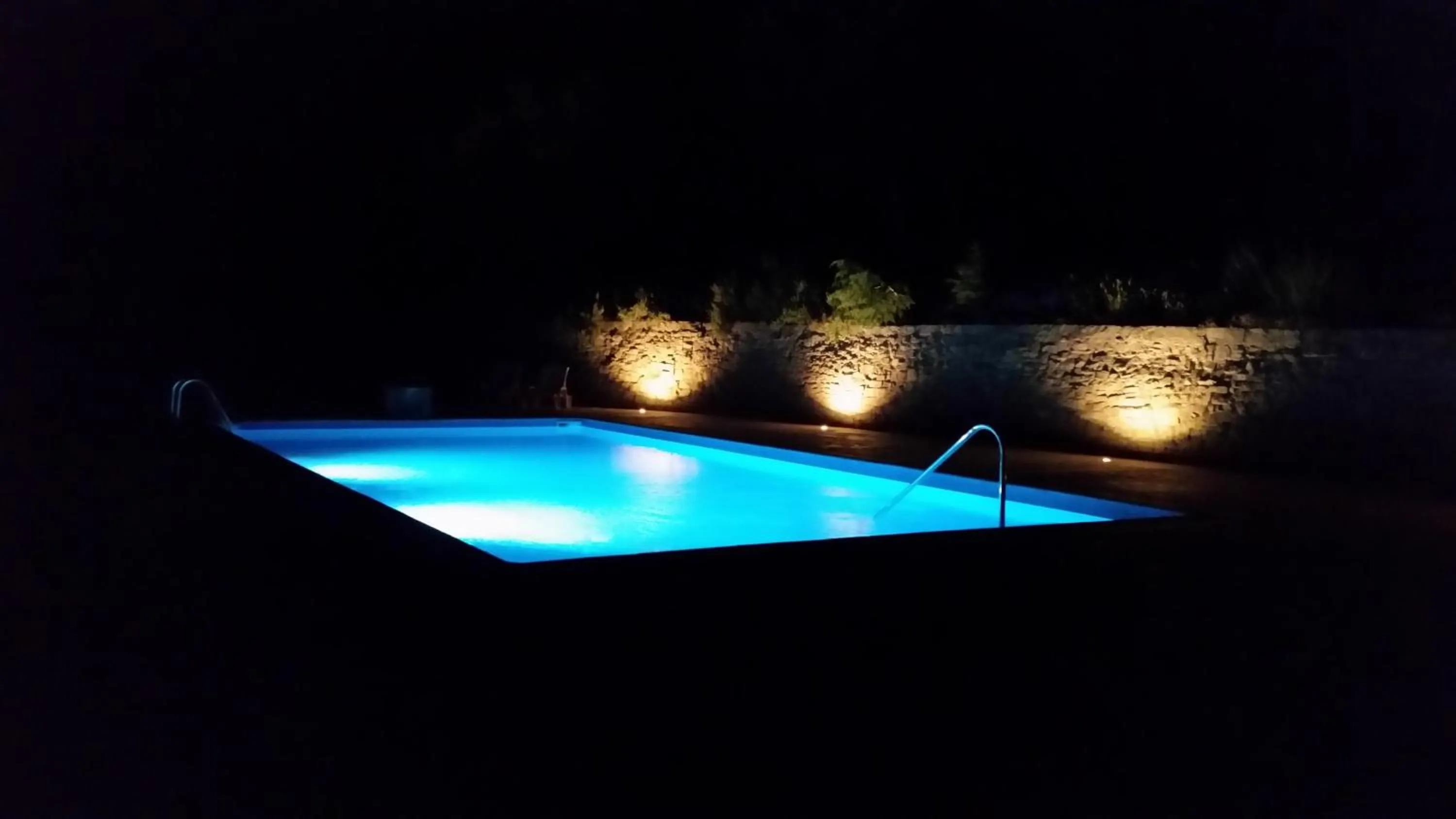 Swimming pool in Les Muntades