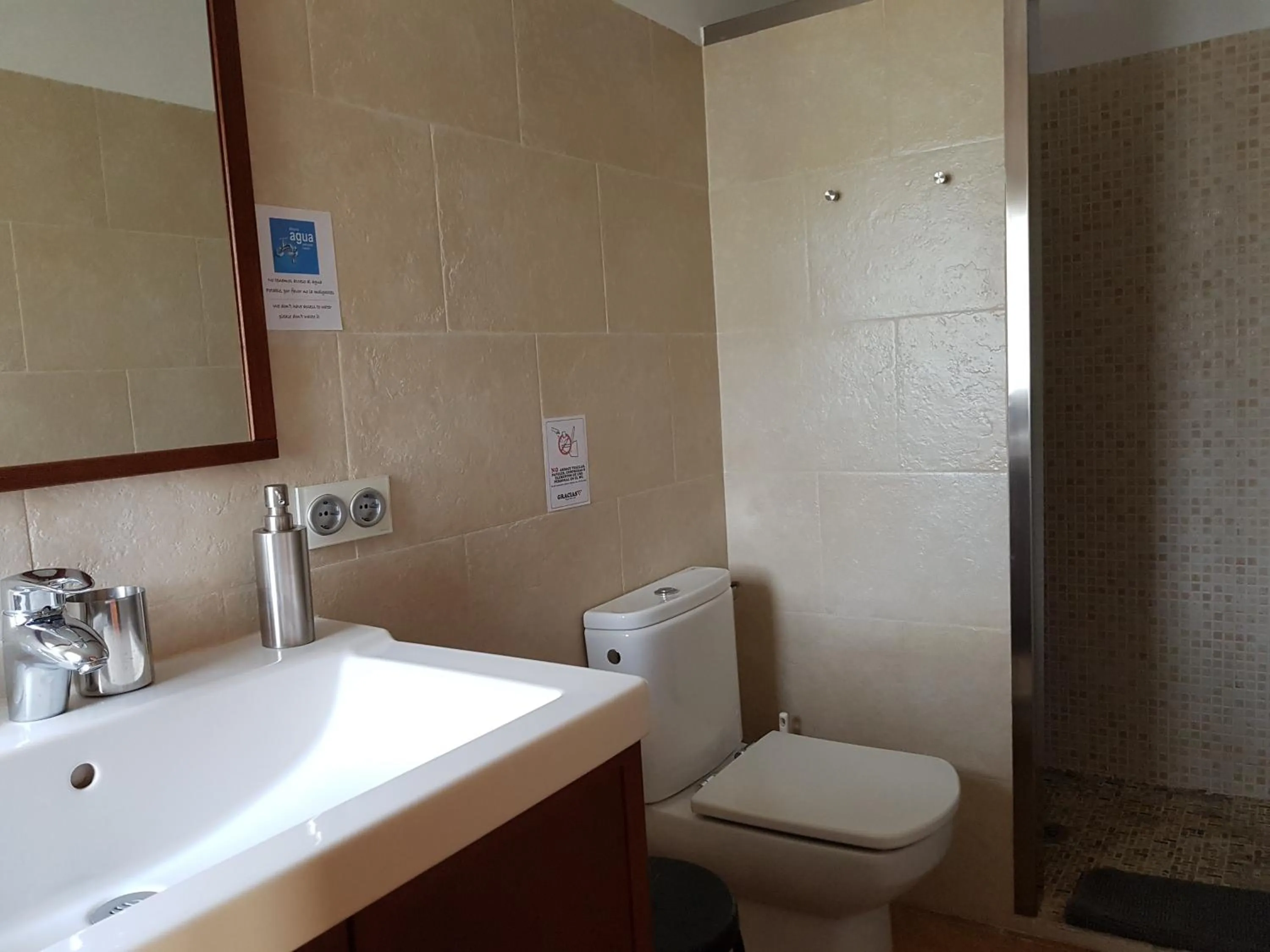 Bathroom in Les Muntades