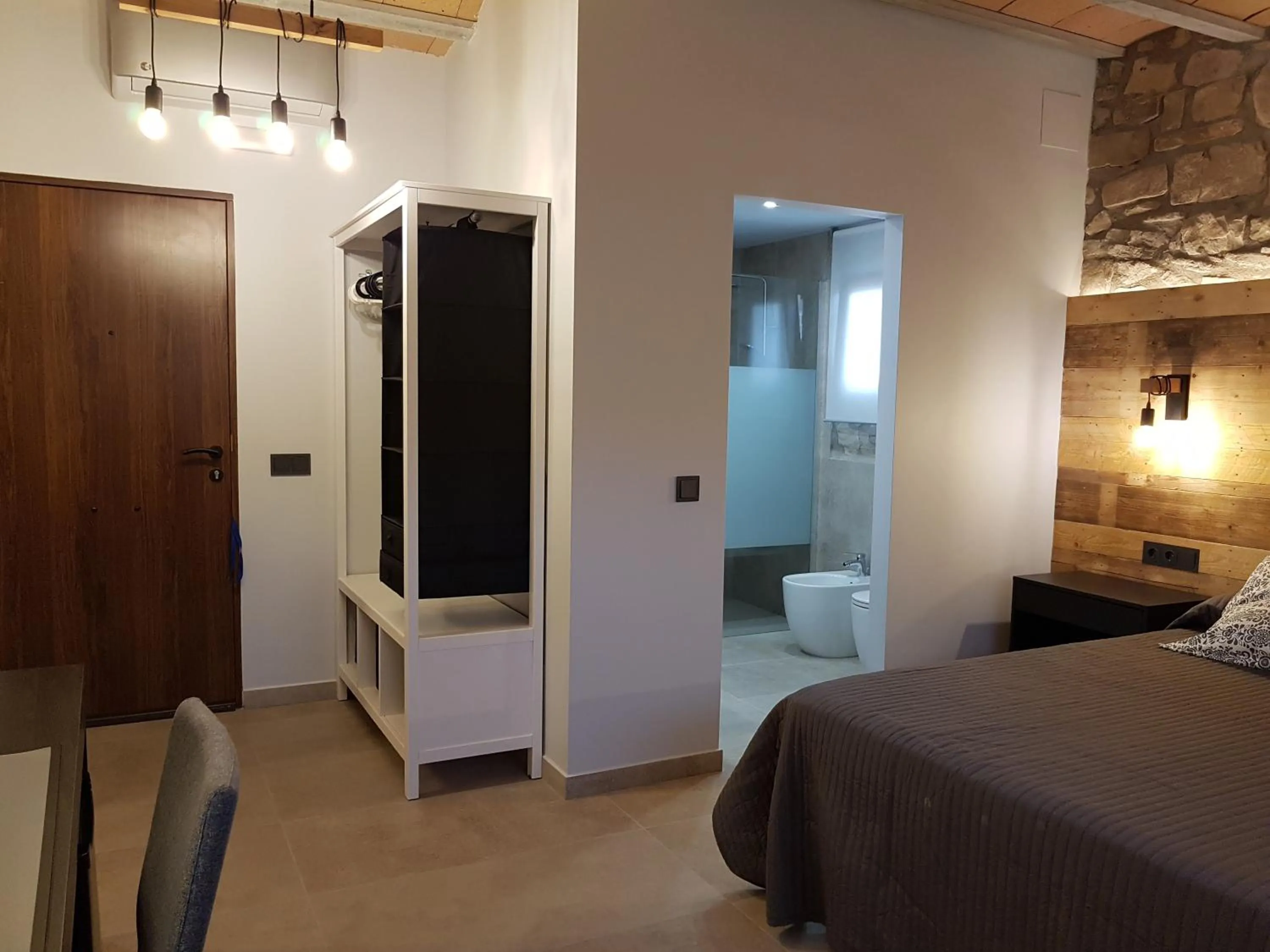 Mountain view, Bed in Les Muntades