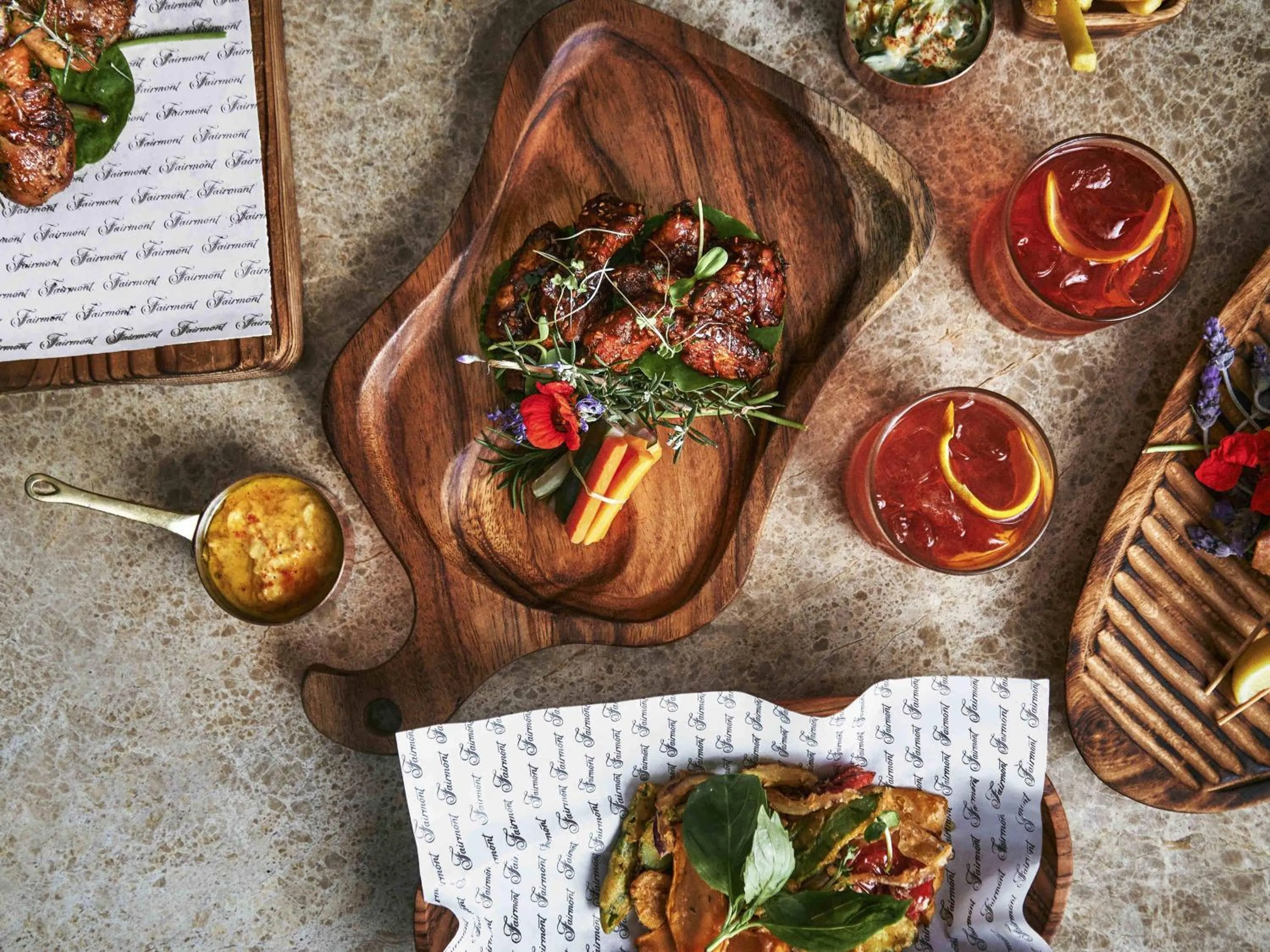 Restaurant/places to eat in Fairmont Mara Safari Club