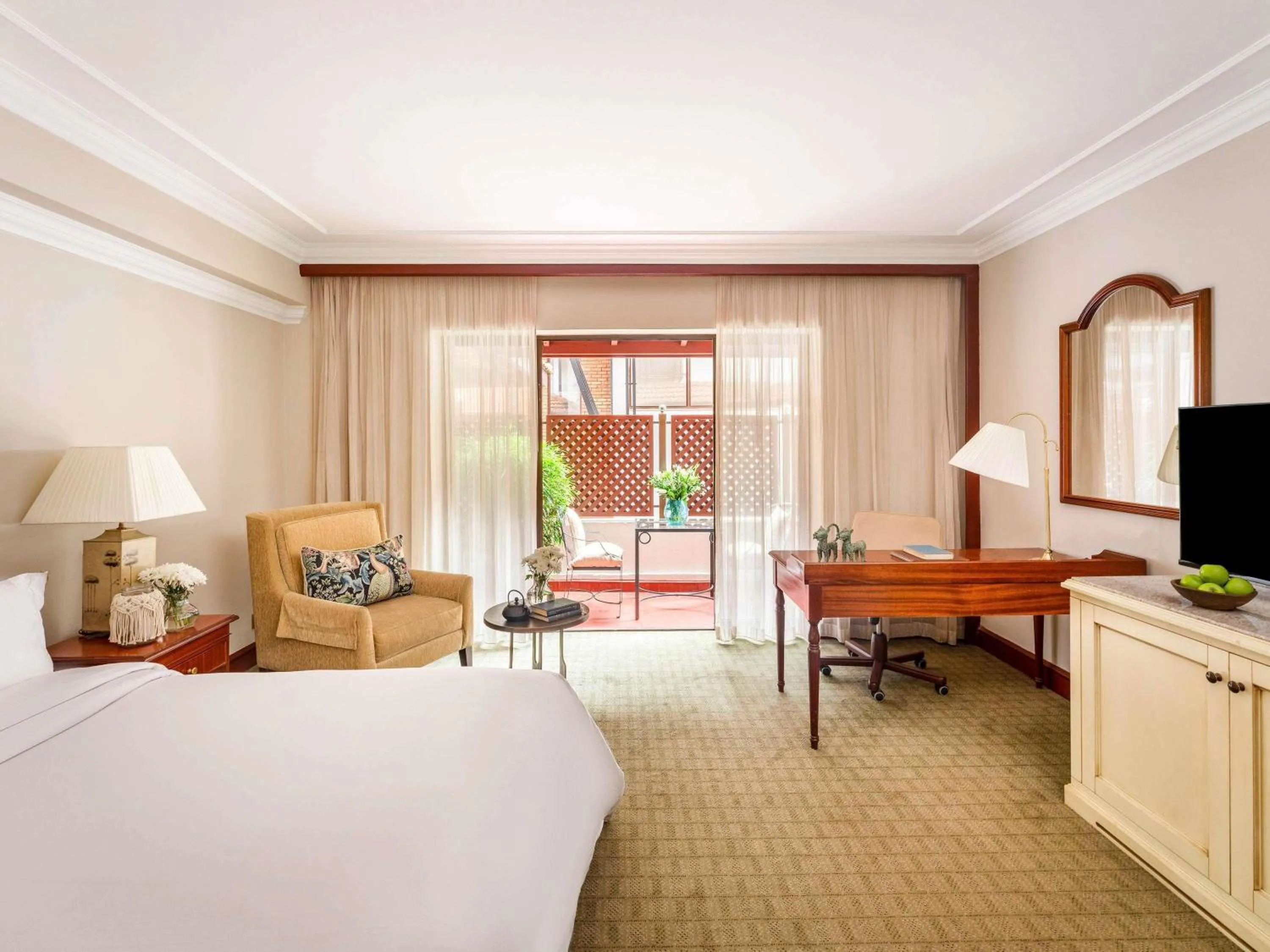 Bedroom, Bed in Fairmont The Norfolk