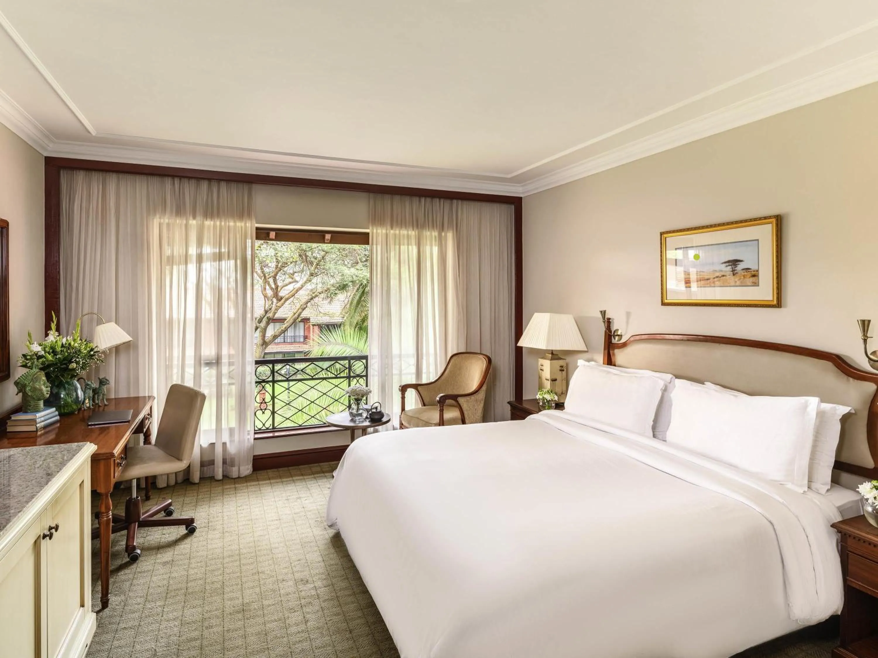 Bedroom, Bed in Fairmont The Norfolk