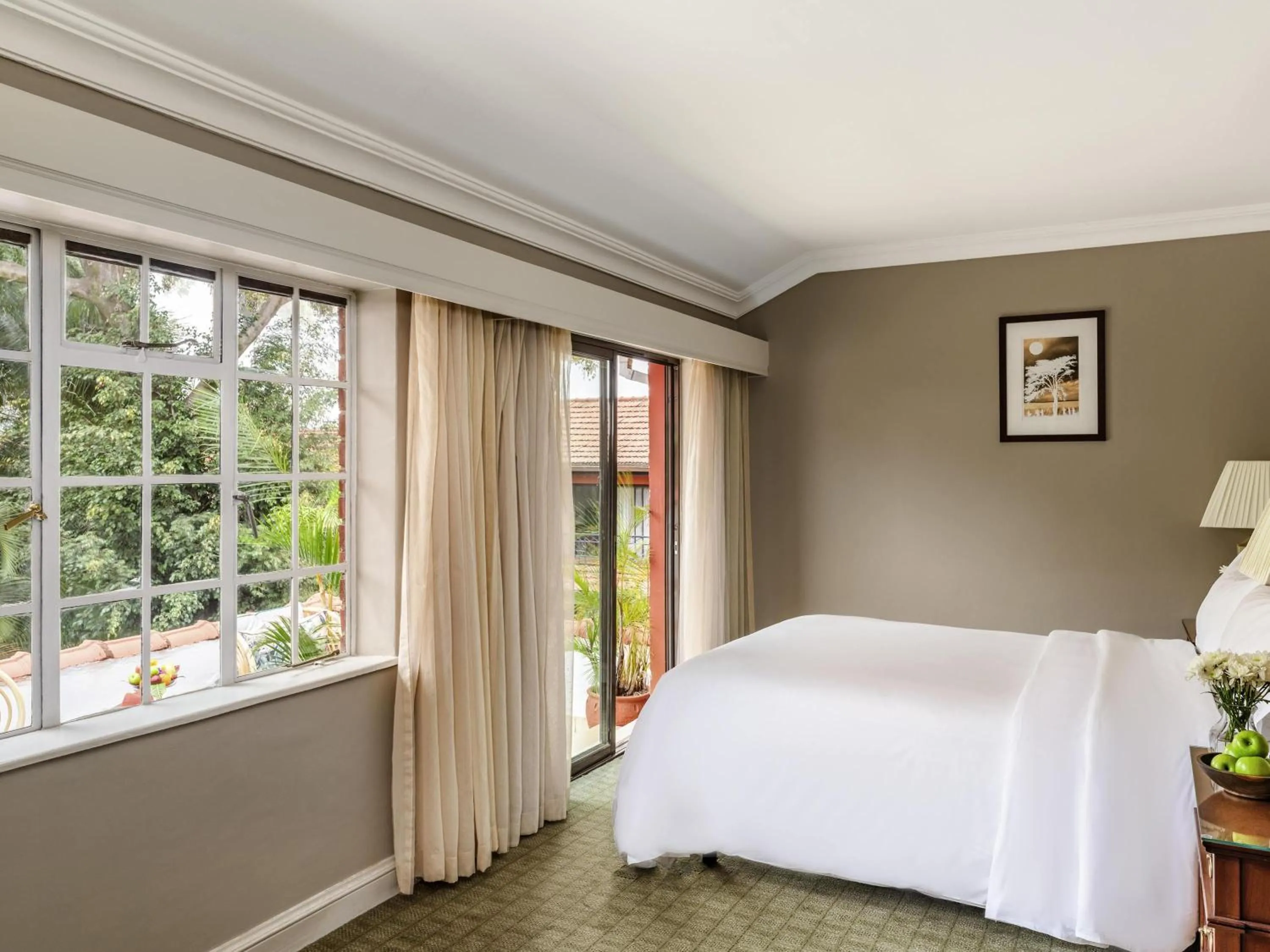 Bedroom, Bed in Fairmont The Norfolk