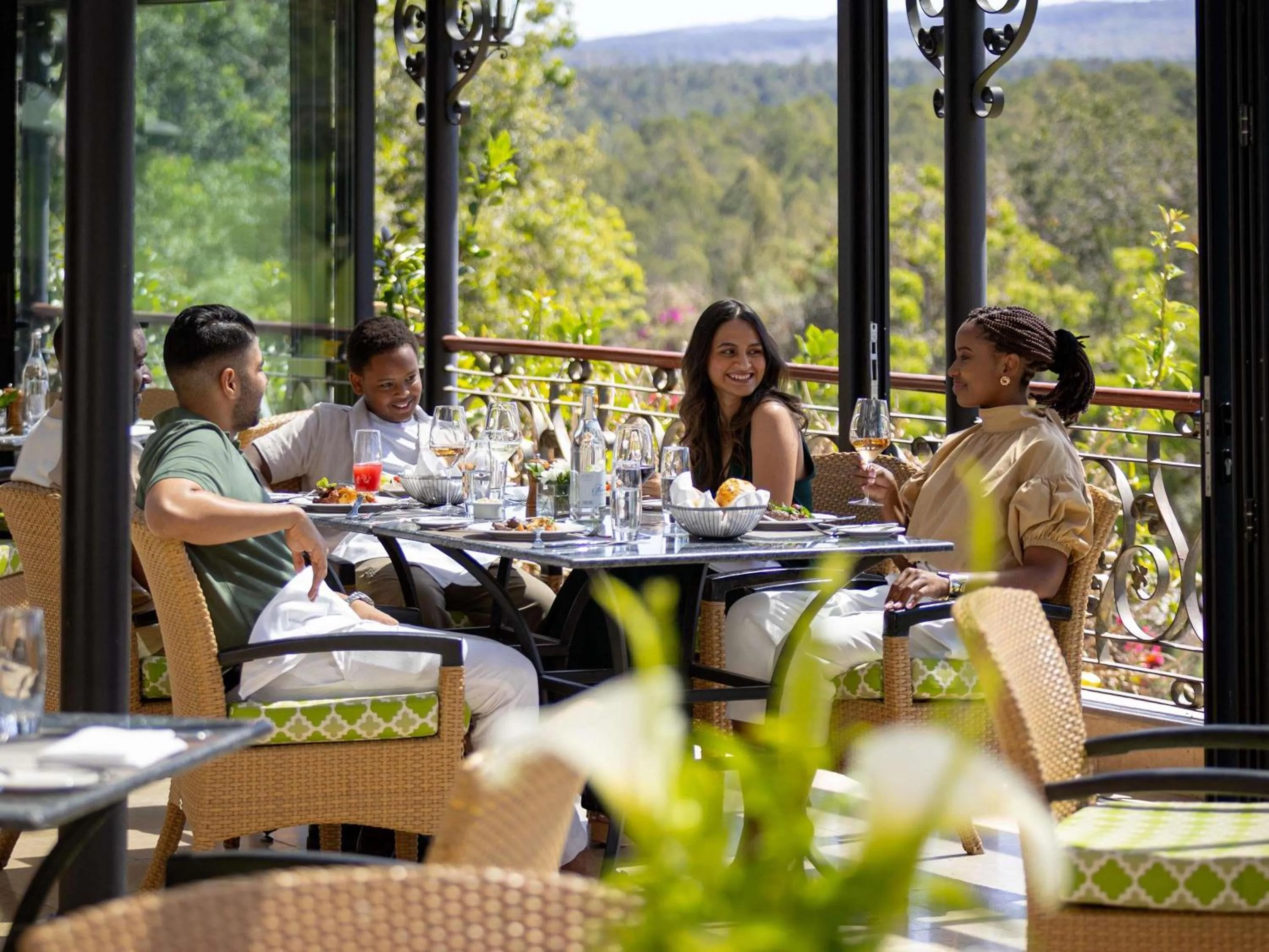 Restaurant/places to eat in Fairmont Mount Kenya Safari Club