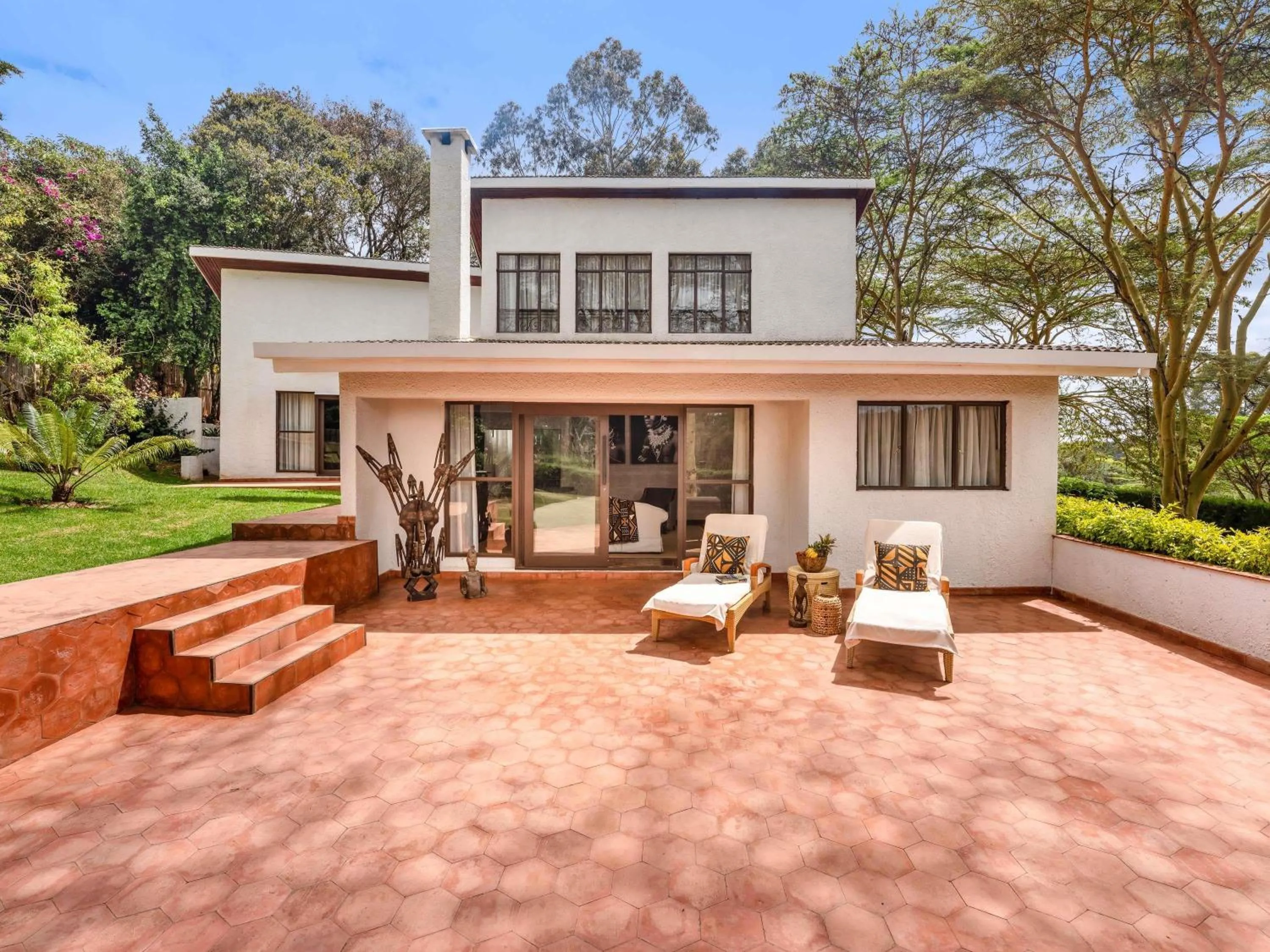 Bedroom in Fairmont Mount Kenya Safari Club